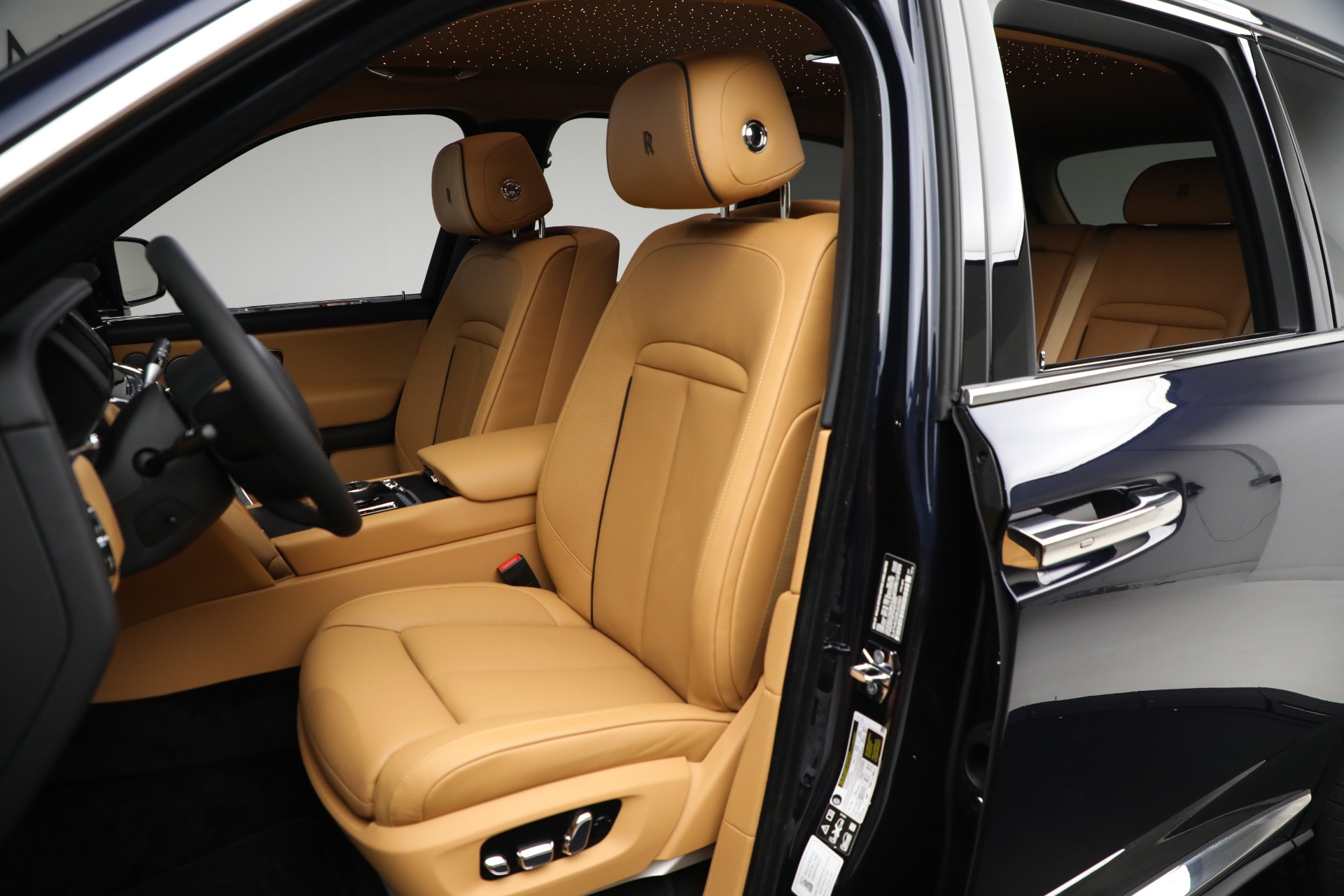 Used-2024-Rolls-Royce-Cullinan