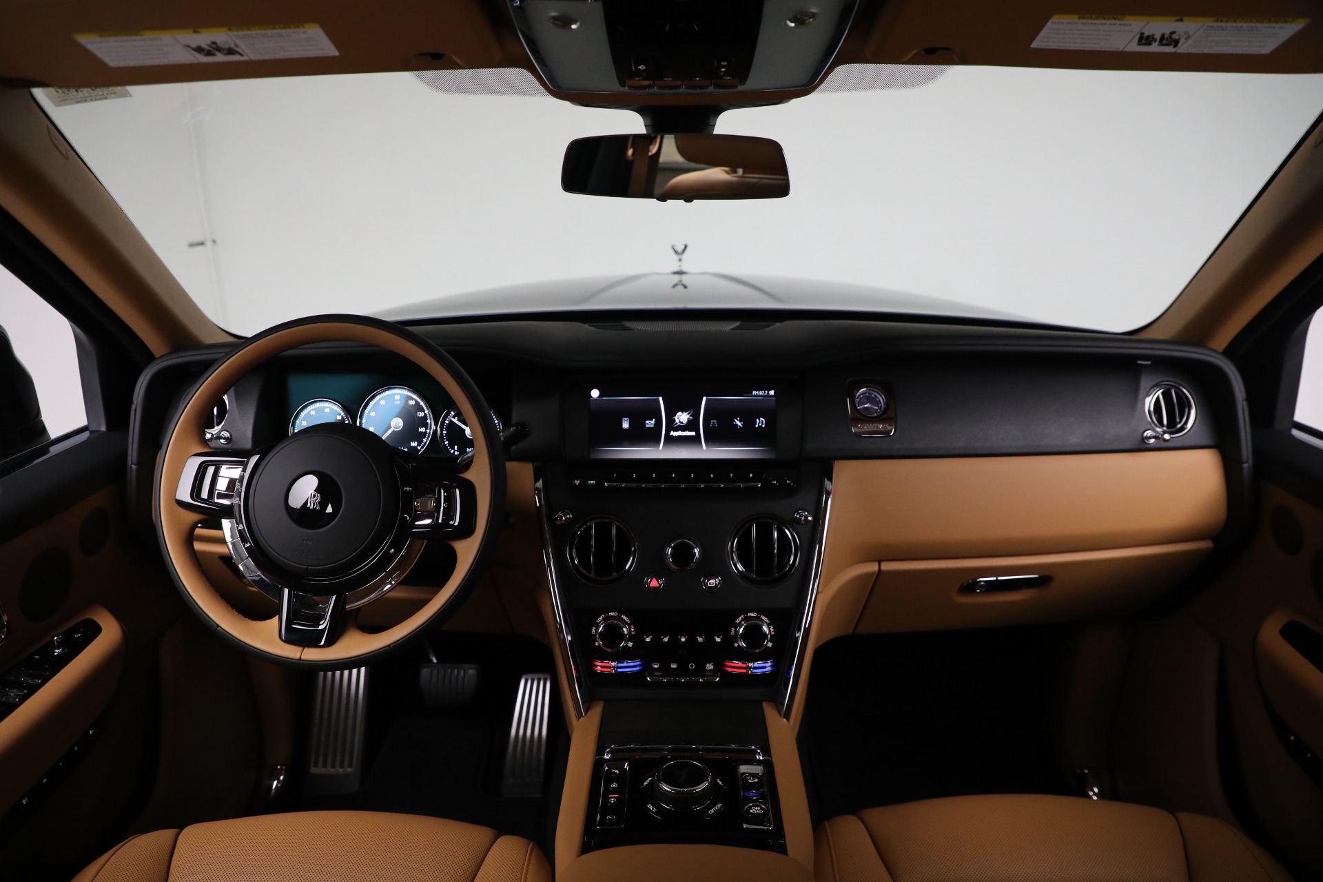 Used-2024-Rolls-Royce-Cullinan