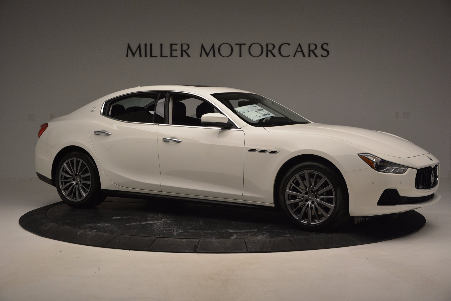 New-2017-Maserati-Ghibli-SQ4