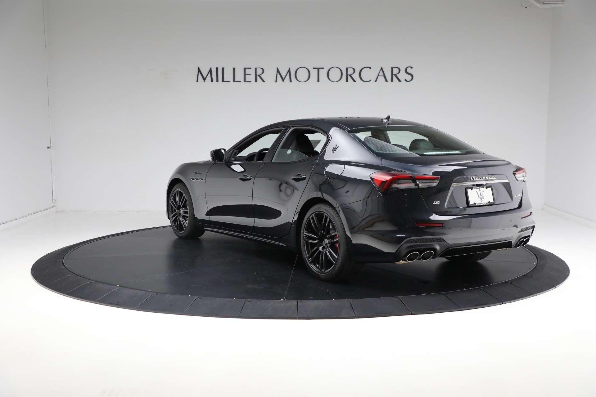 Used-2024-Maserati-Ghibli-Modena-Ultima-Q4