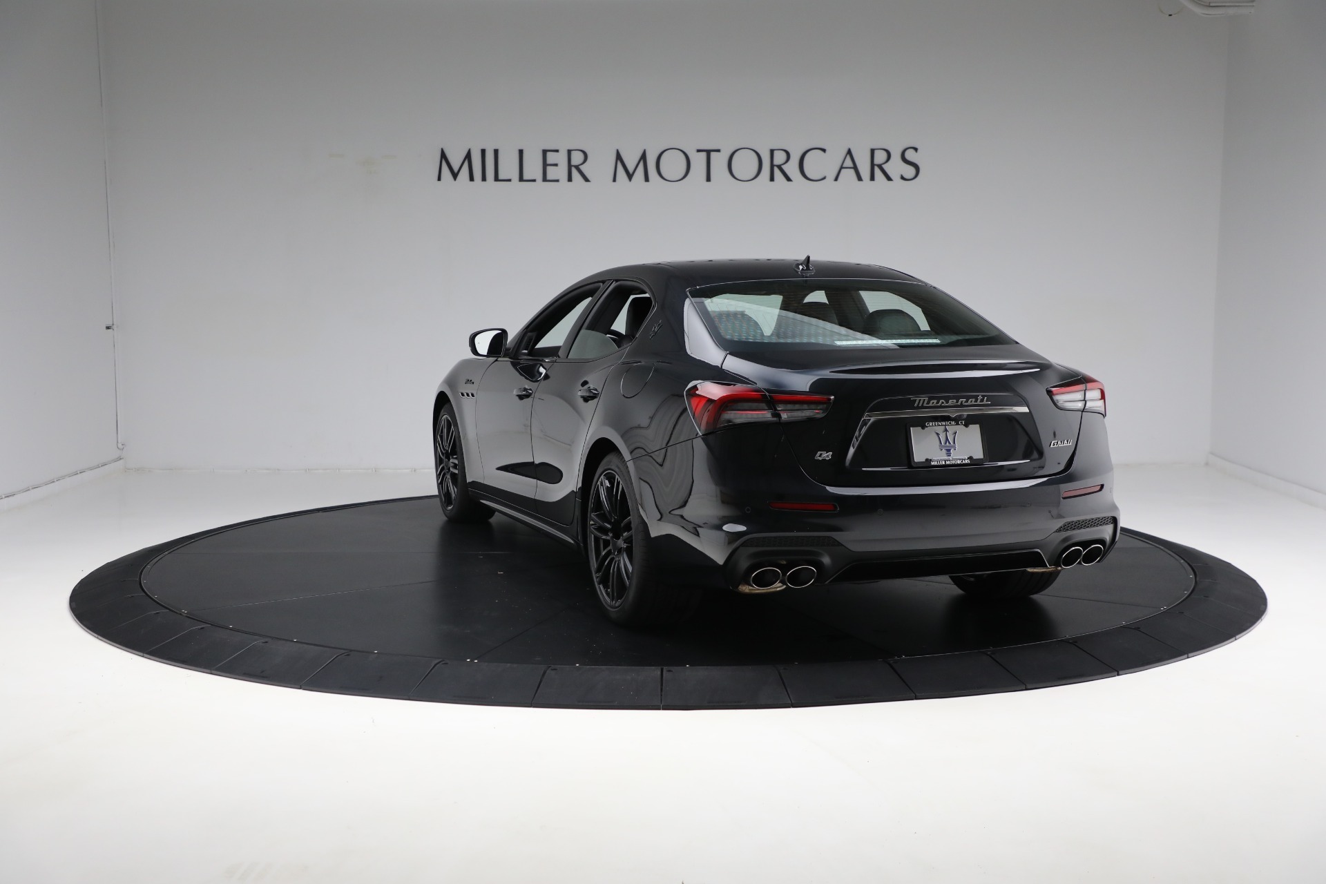 Used-2024-Maserati-Ghibli-Modena-Ultima-Q4