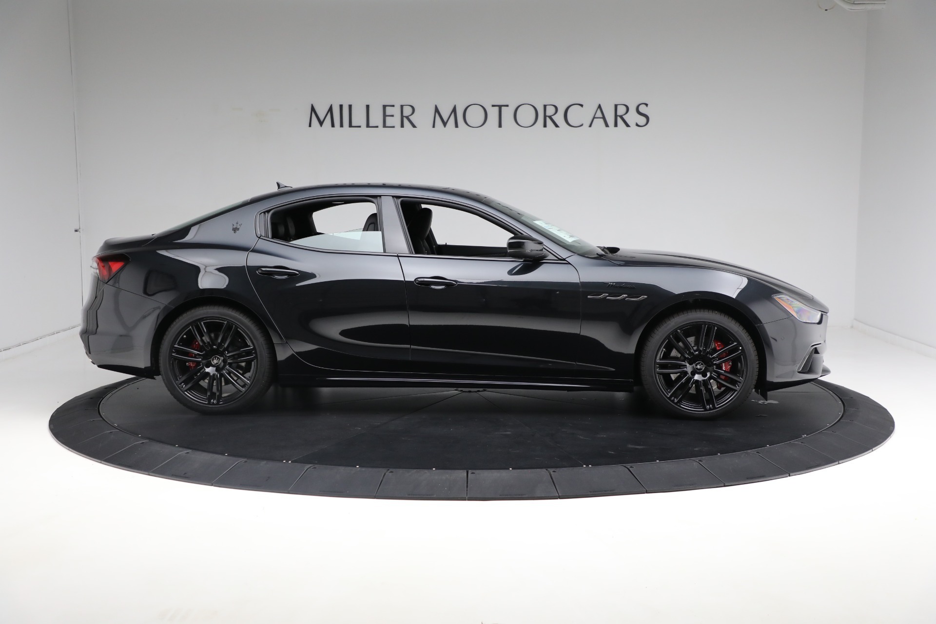Used-2024-Maserati-Ghibli-Modena-Ultima-Q4
