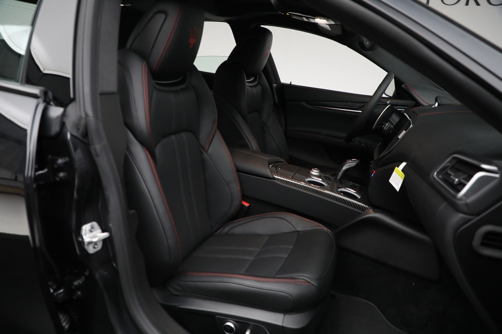 Used-2024-Maserati-Ghibli-Modena-Ultima-Q4