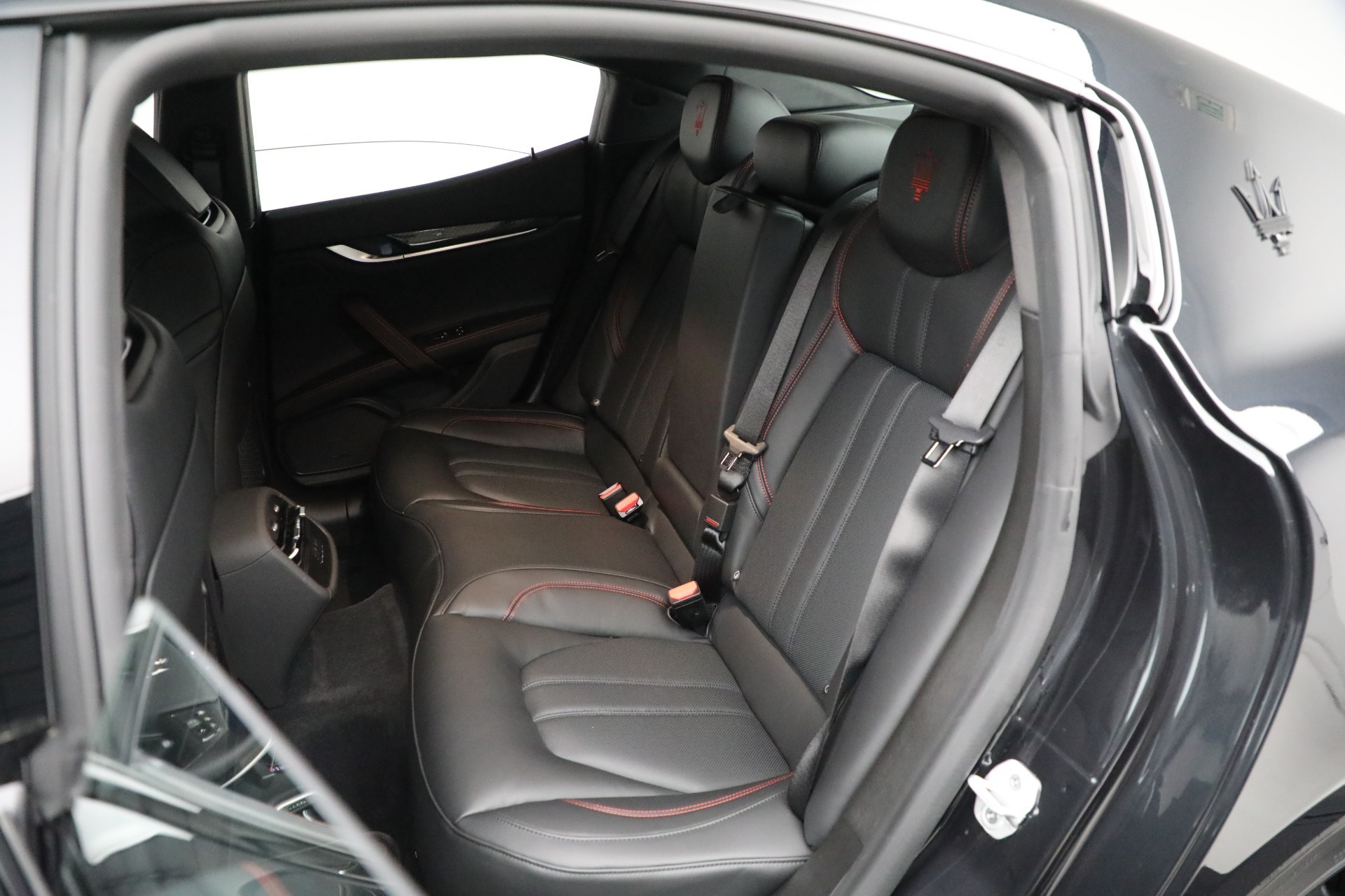 New-2024-Maserati-Ghibli-Modena-Ultima-Q4