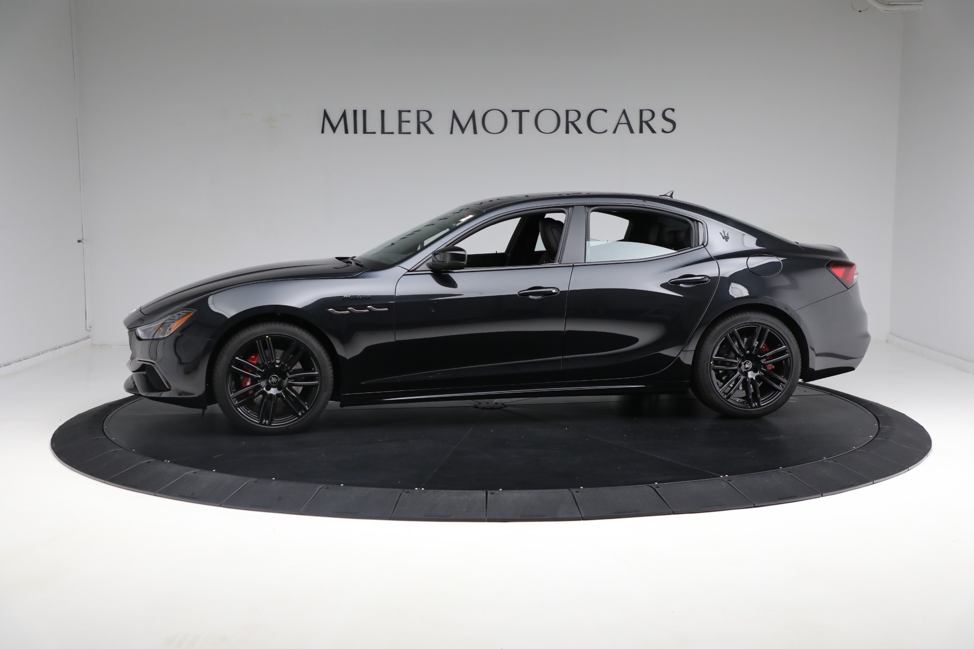 Used-2024-Maserati-Ghibli-Modena-Ultima-Q4