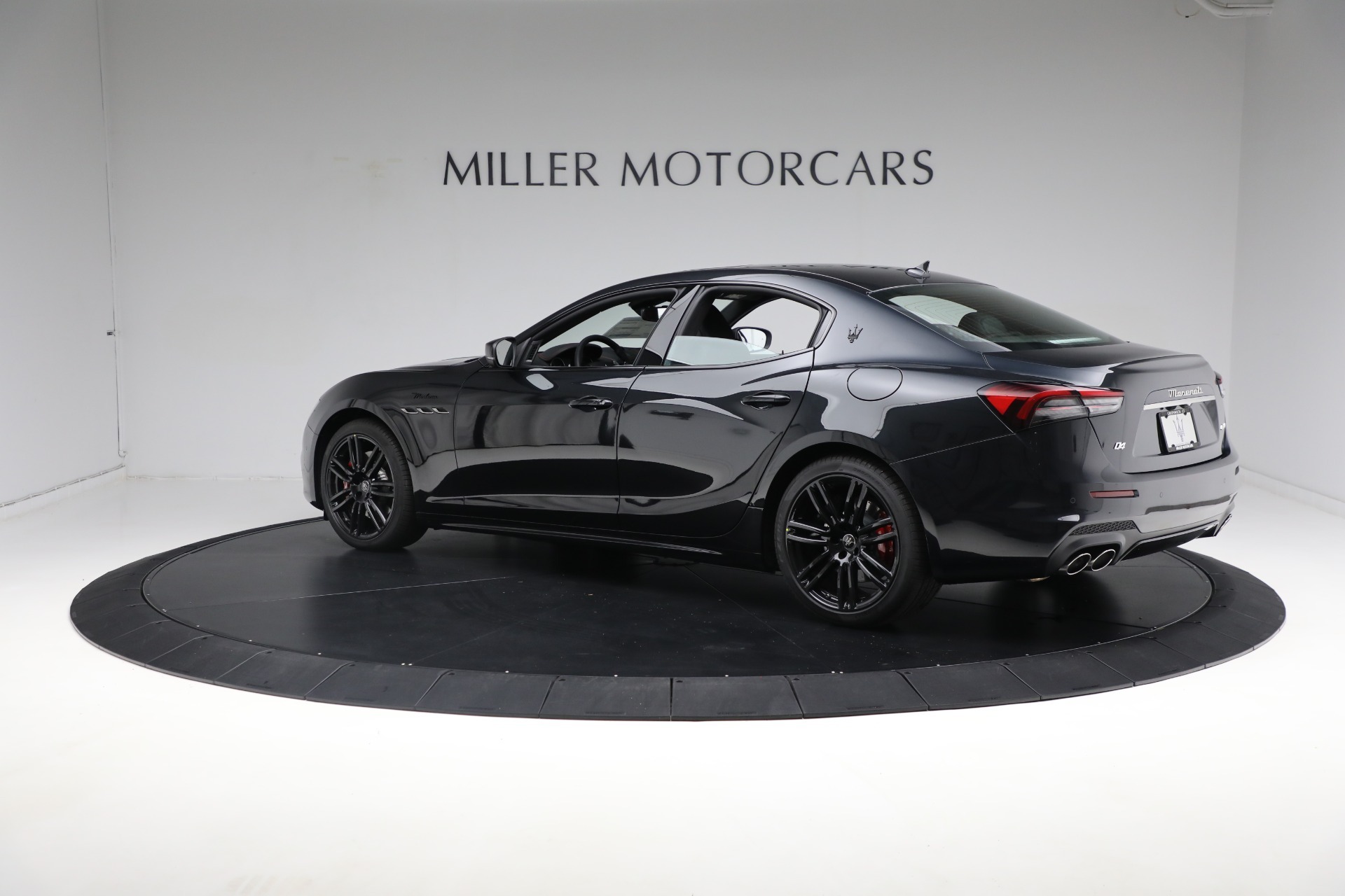 Used-2024-Maserati-Ghibli-Modena-Ultima-Q4
