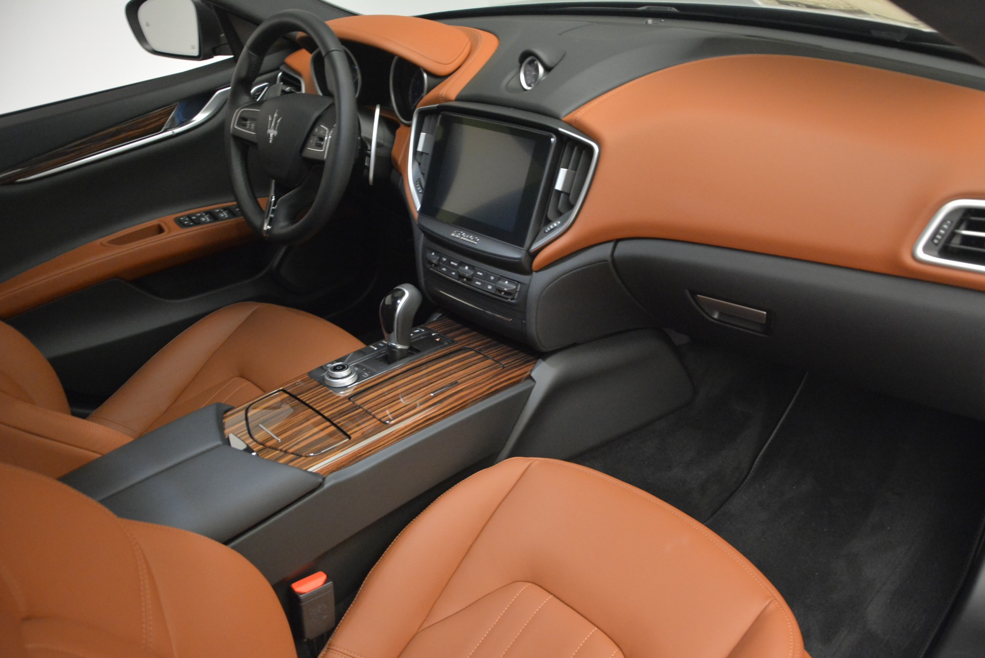 New-2017-Maserati-Ghibli-S-Q4