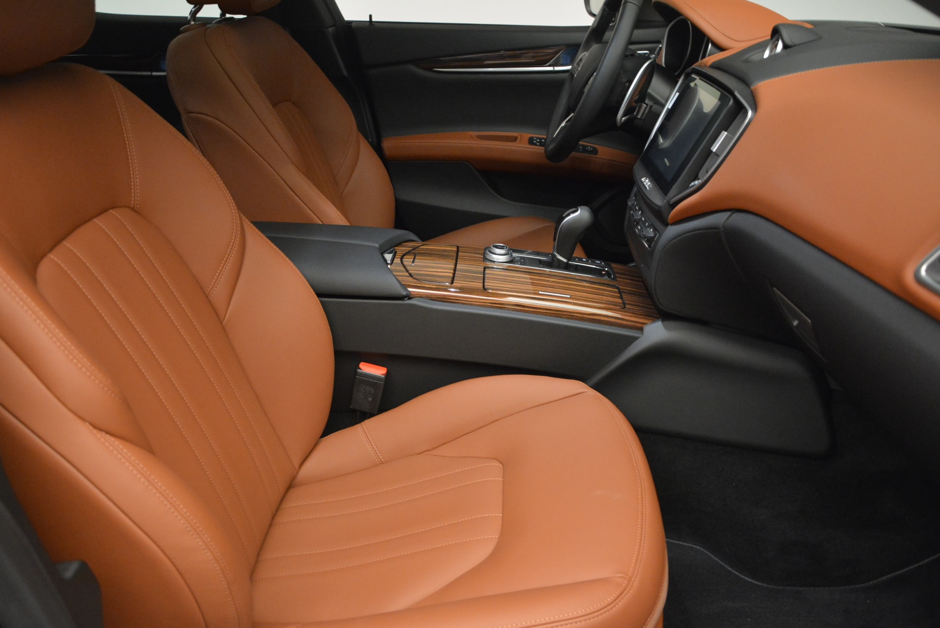 New-2017-Maserati-Ghibli-S-Q4