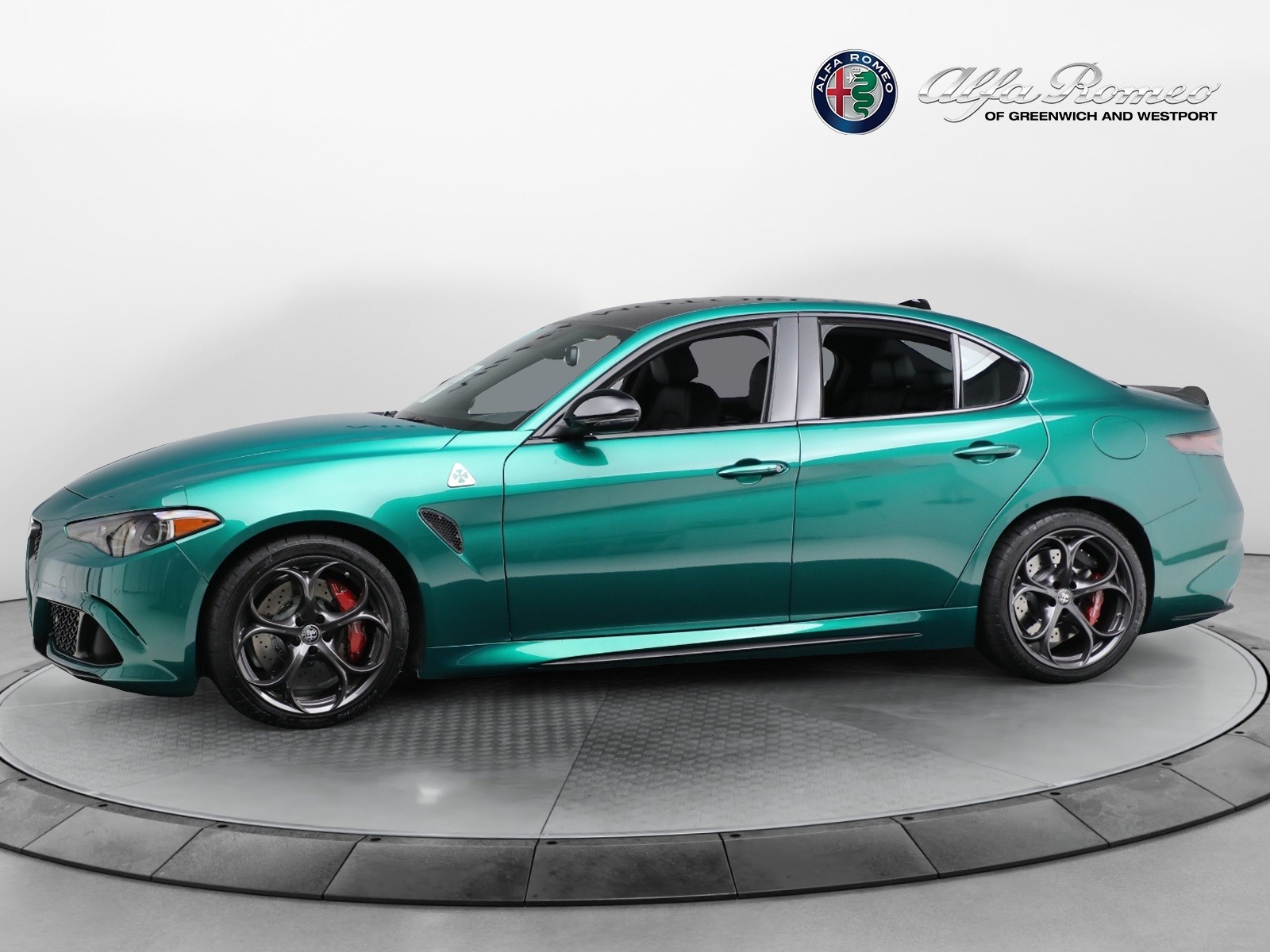 New-2024-Alfa-Romeo-Giulia-Quadrifoglio