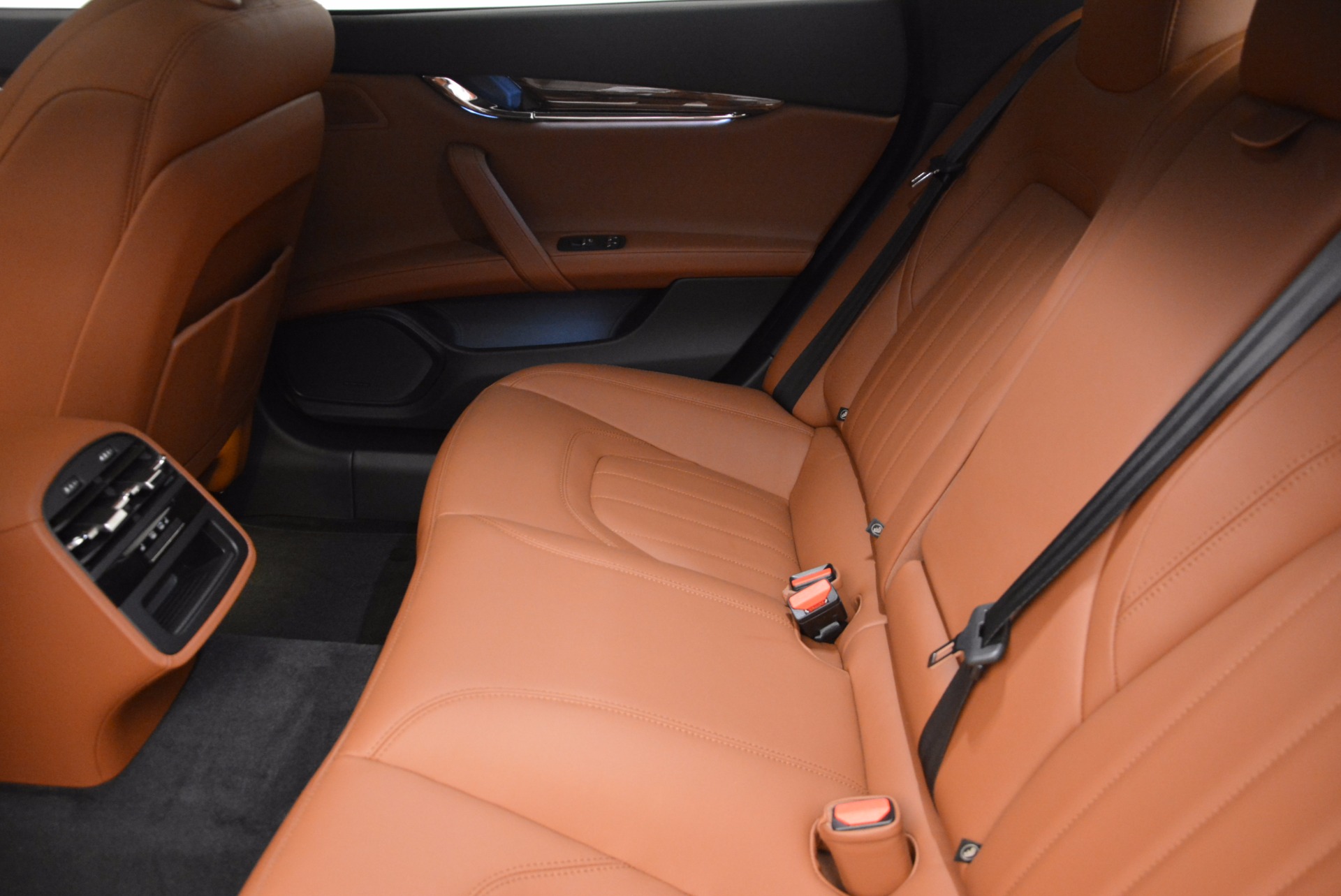 New-2017-Maserati-Quattroporte-S-Q4-GranLusso