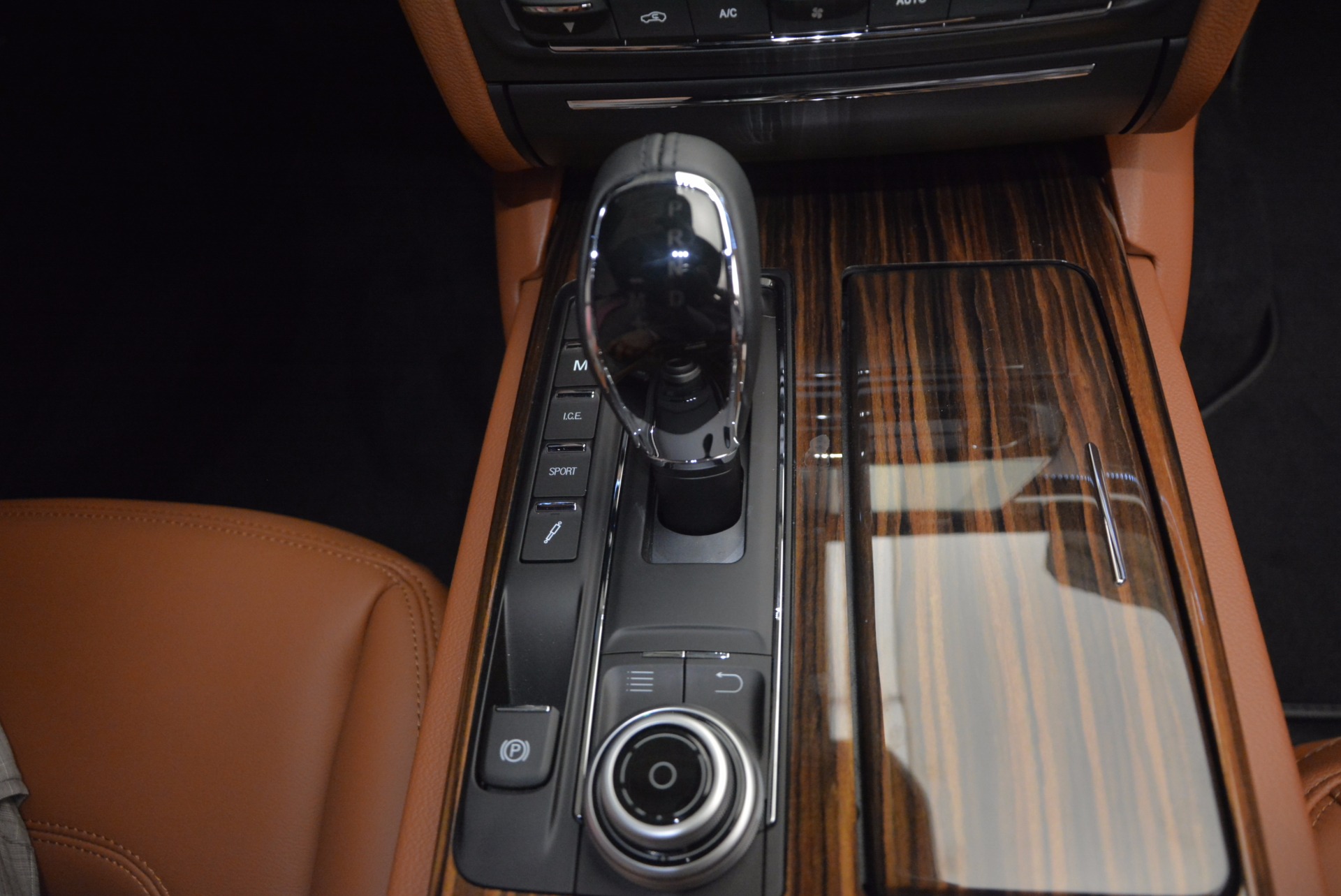 New-2017-Maserati-Quattroporte-S-Q4-GranLusso