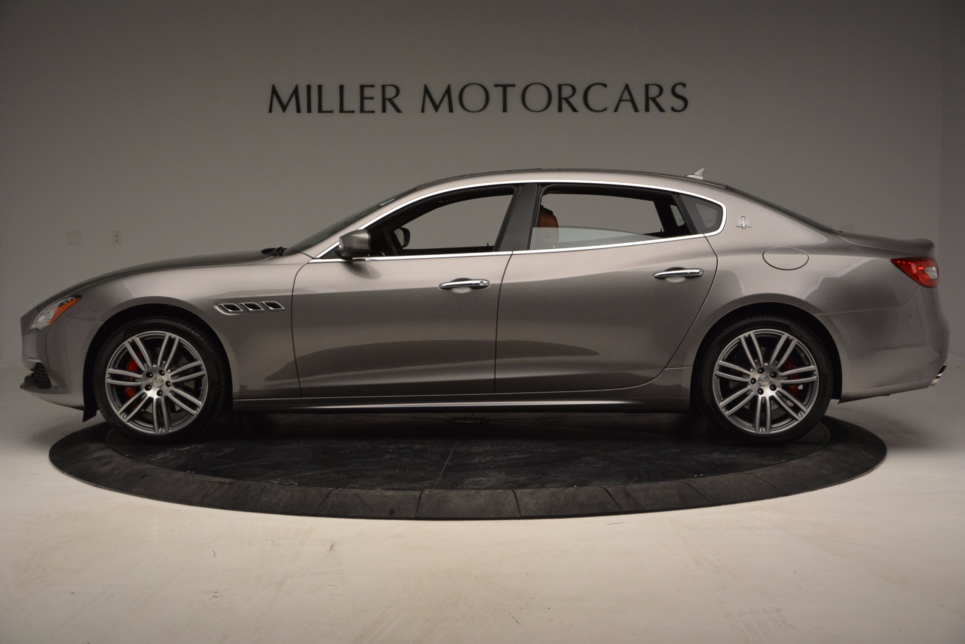 New-2017-Maserati-Quattroporte-S-Q4-GranLusso