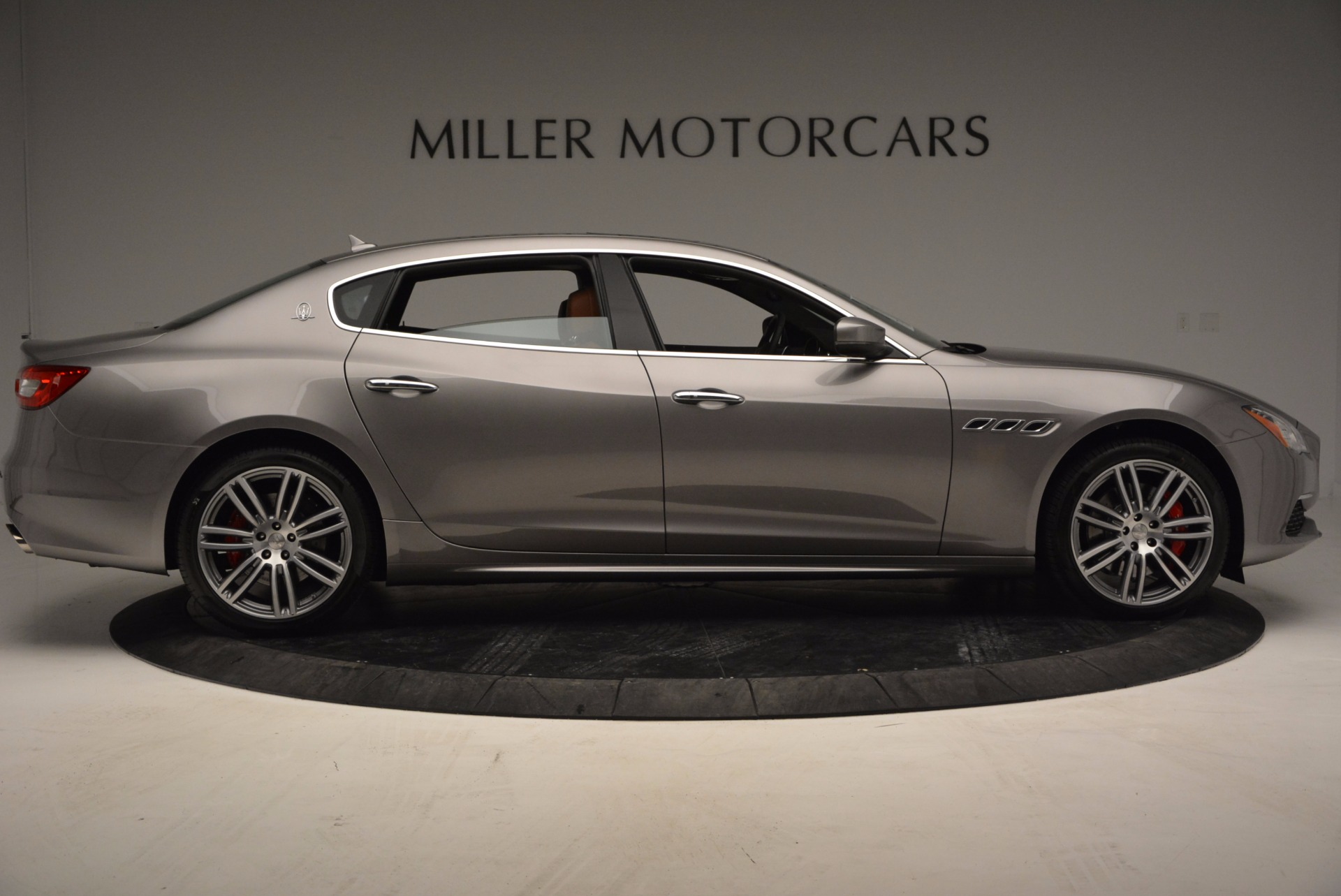 New-2017-Maserati-Quattroporte-S-Q4-GranLusso