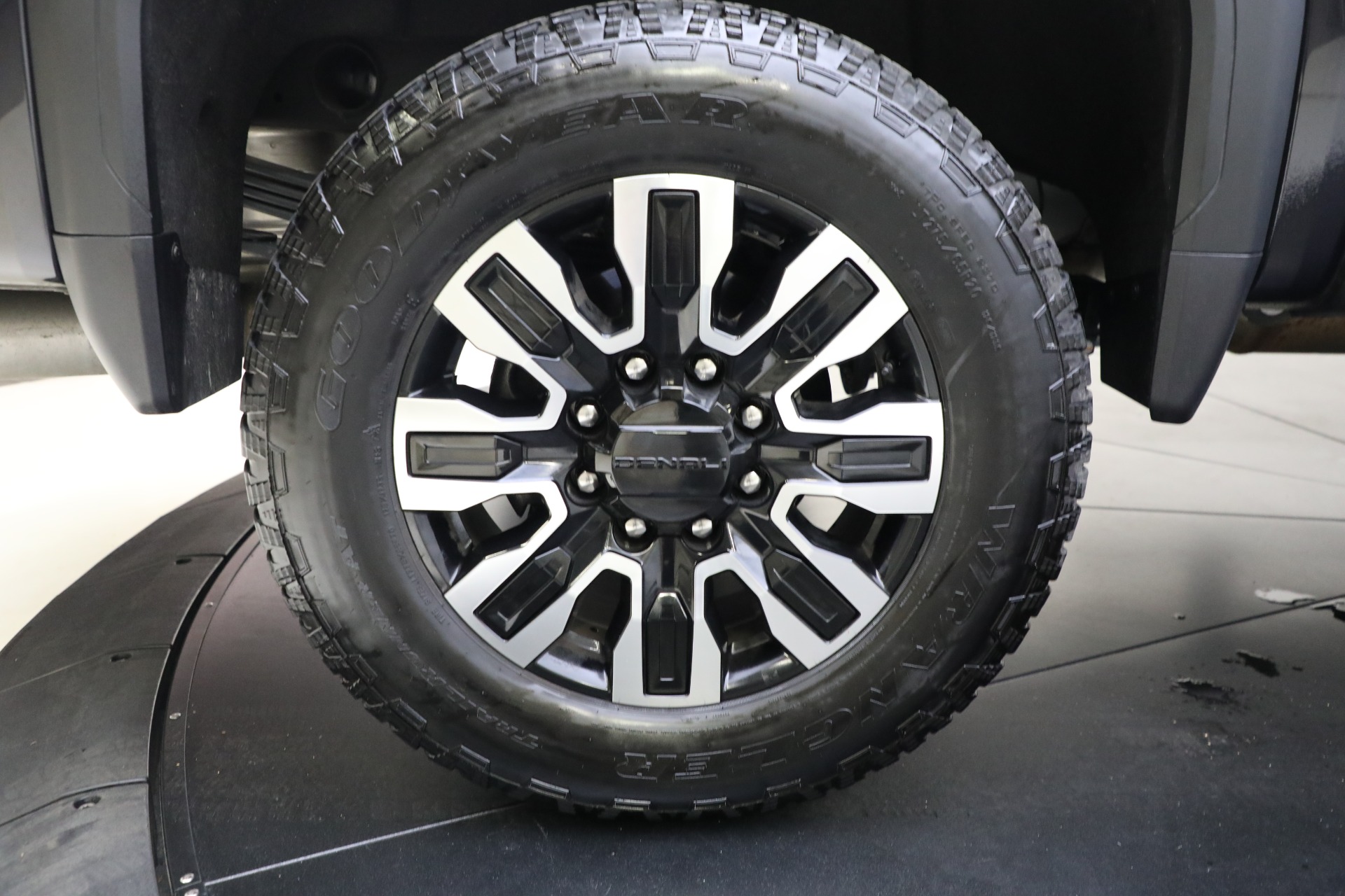 Used-2024-GMC-Sierra-2500HD-Denali-Ultimate