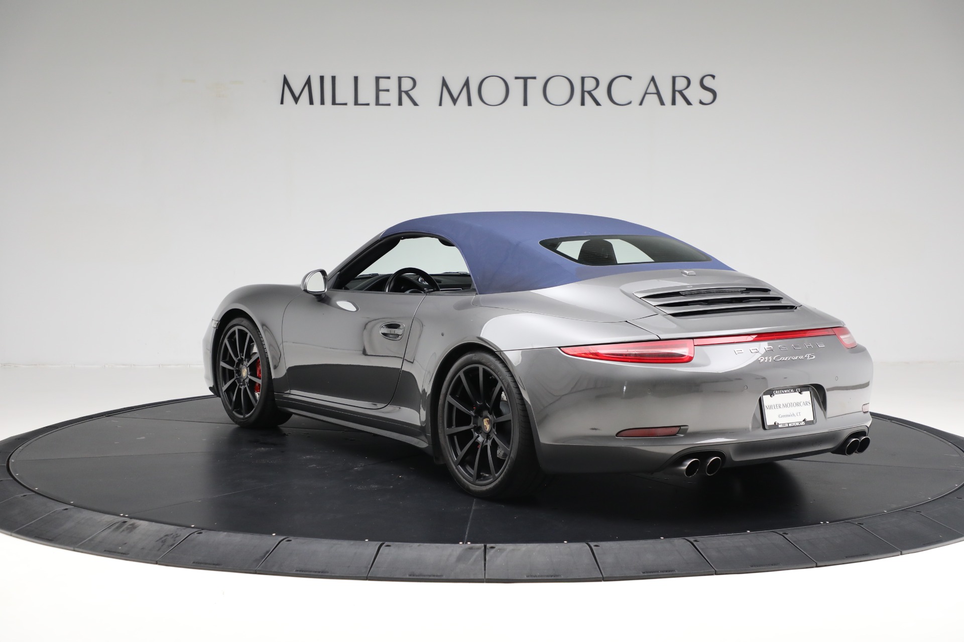 Used-2015-Porsche-911-Carrera-4S