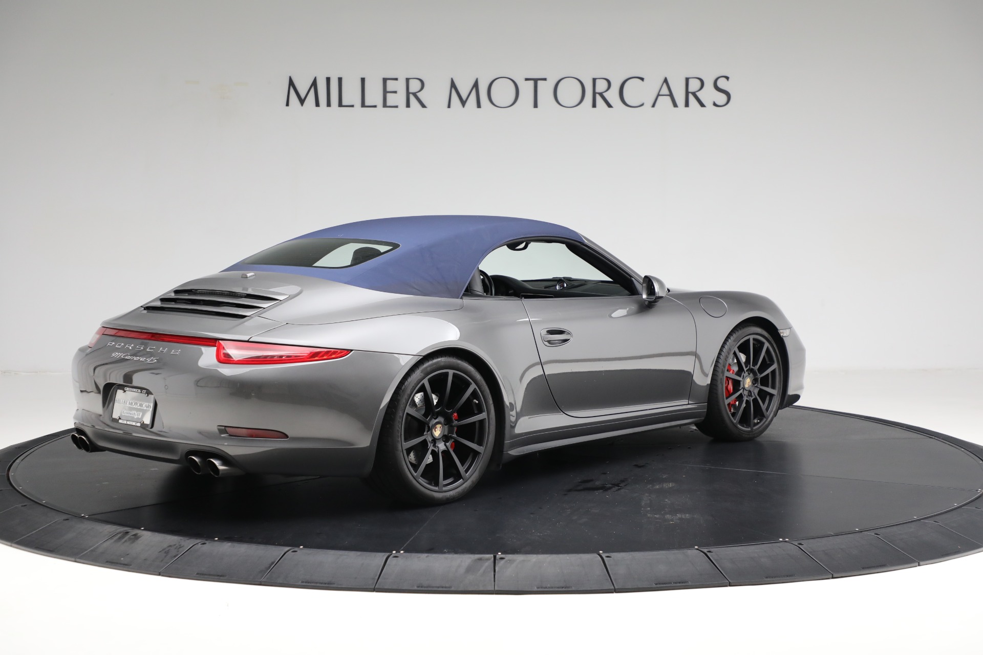 Used-2015-Porsche-911-Carrera-4S