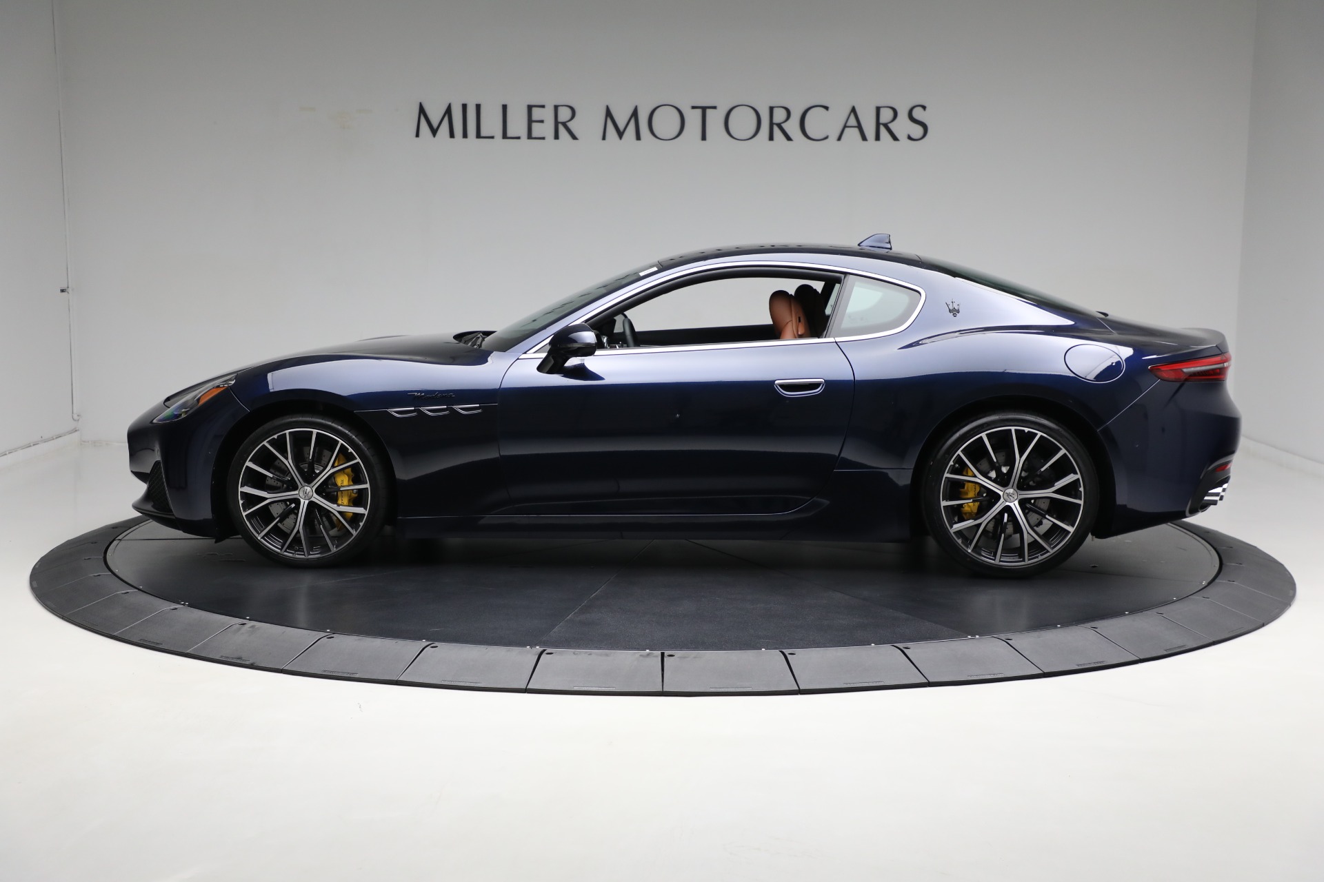 Used-2024-Maserati-GranTurismo-Modena