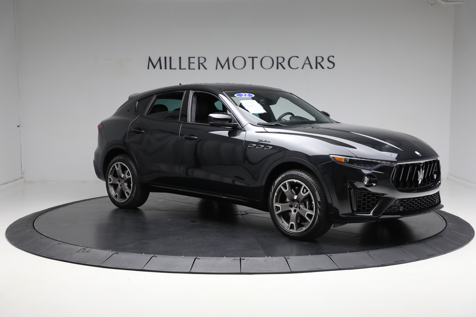 Used-2022-Maserati-Levante-Modena
