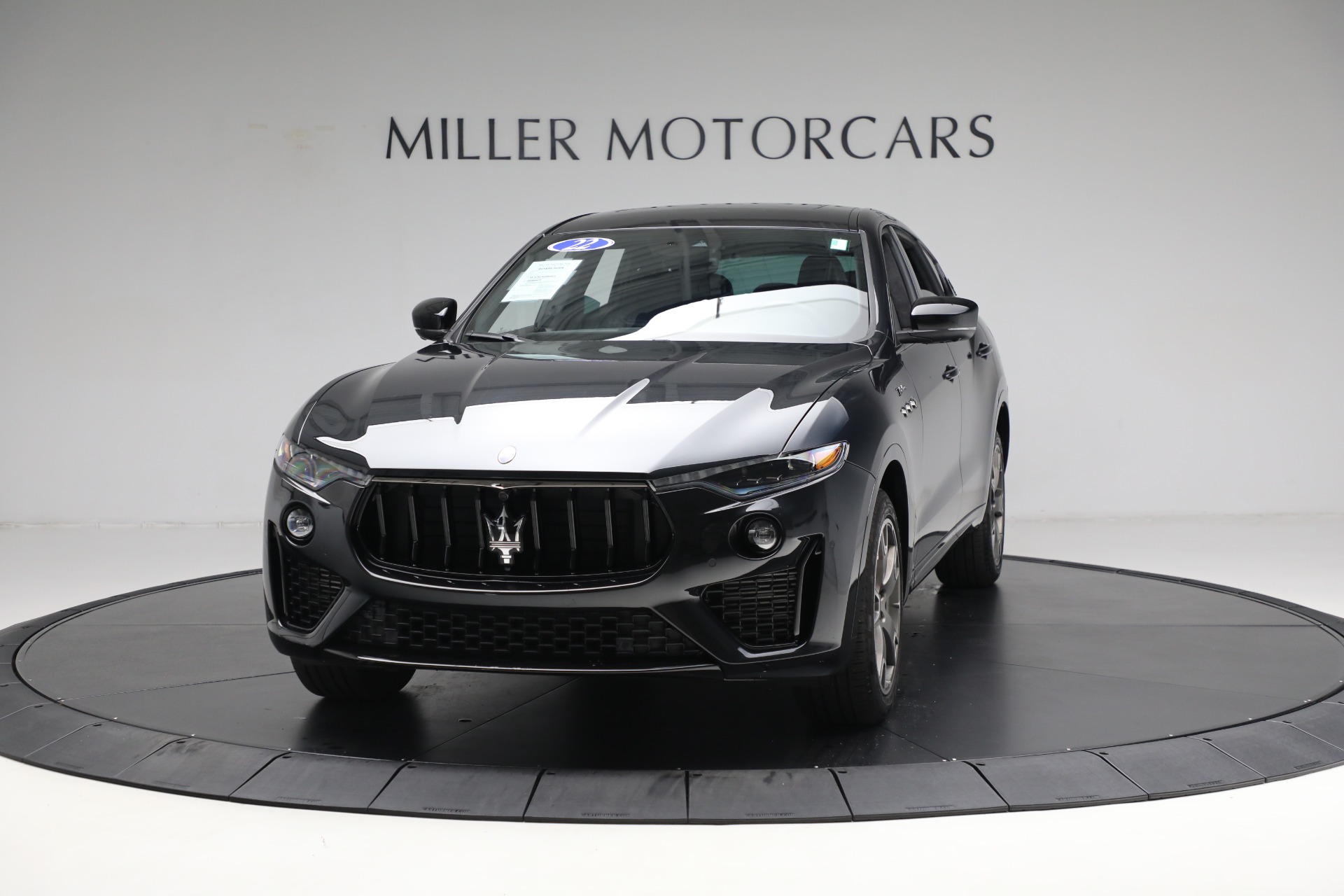 Used-2022-Maserati-Levante-Modena