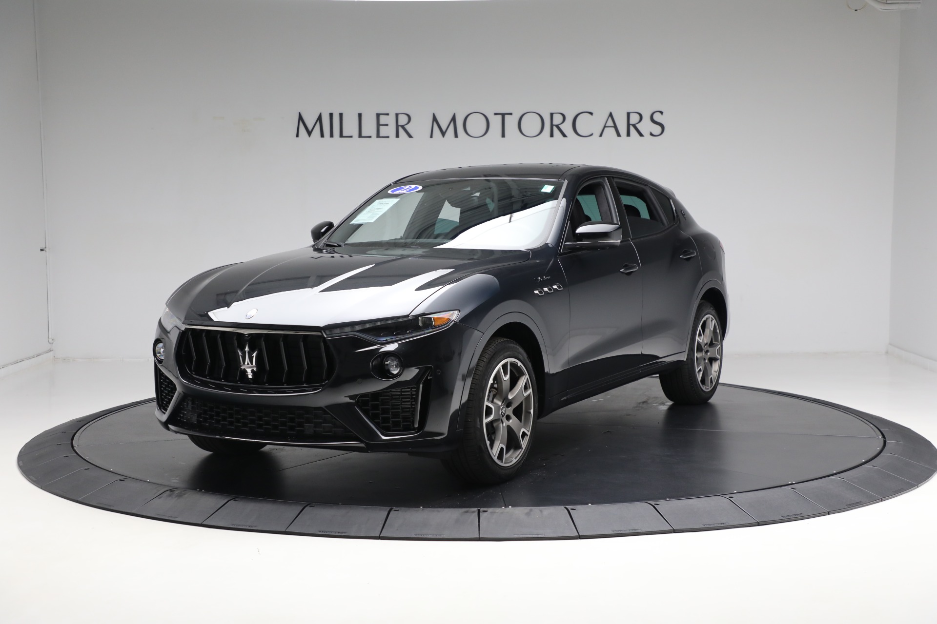 Used-2022-Maserati-Levante-Modena