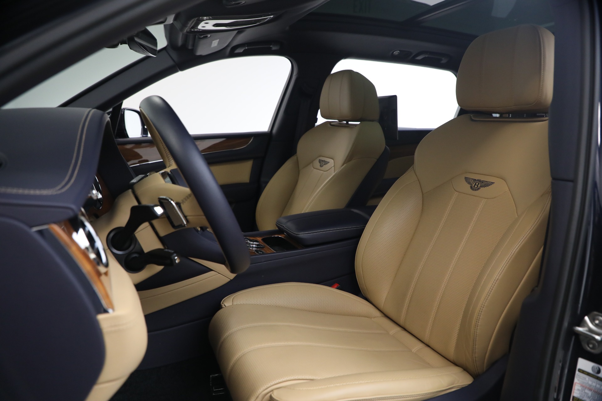 Used-2024-Bentley-Bentayga-EWB-V8