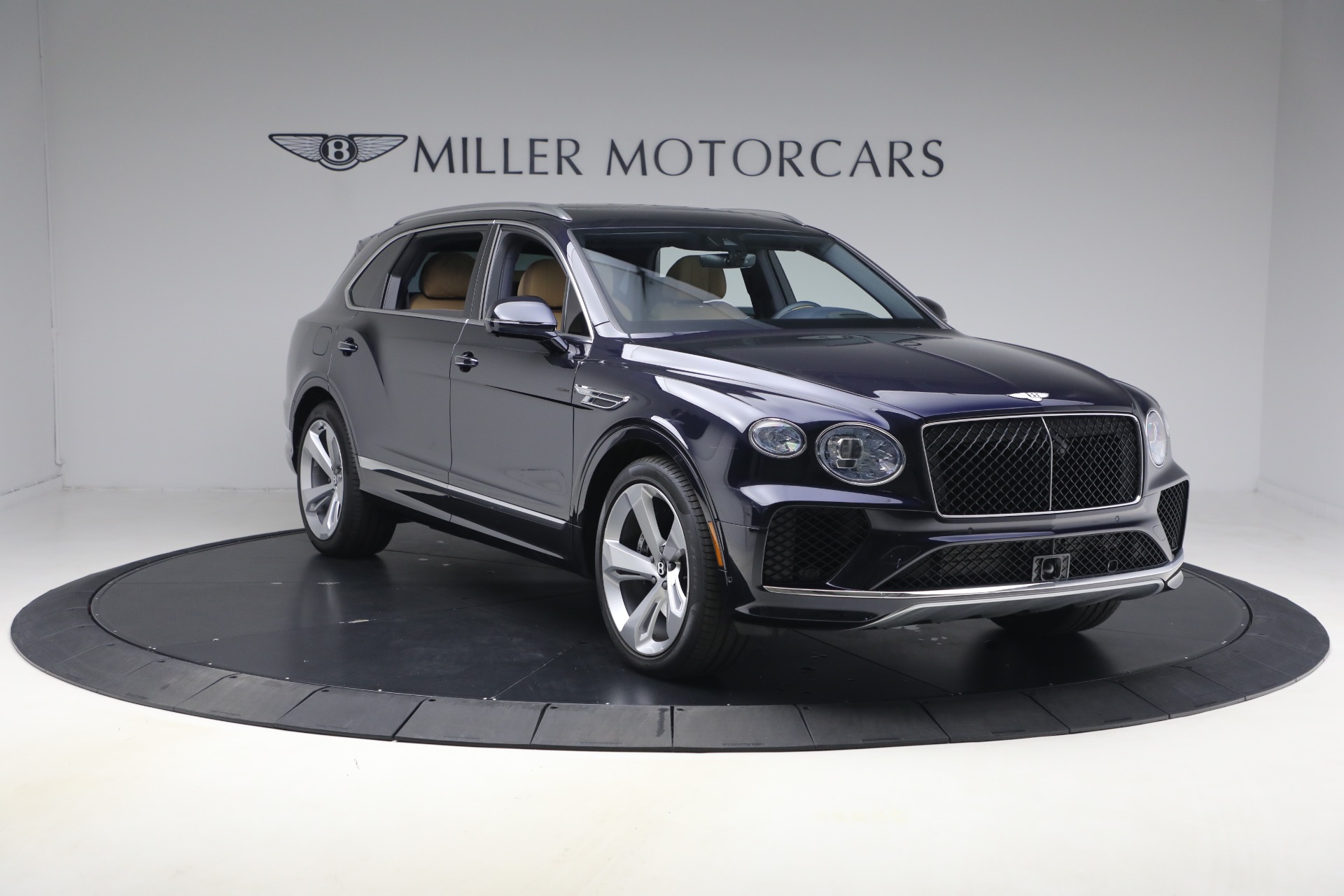 Used-2024-Bentley-Bentayga-EWB-V8