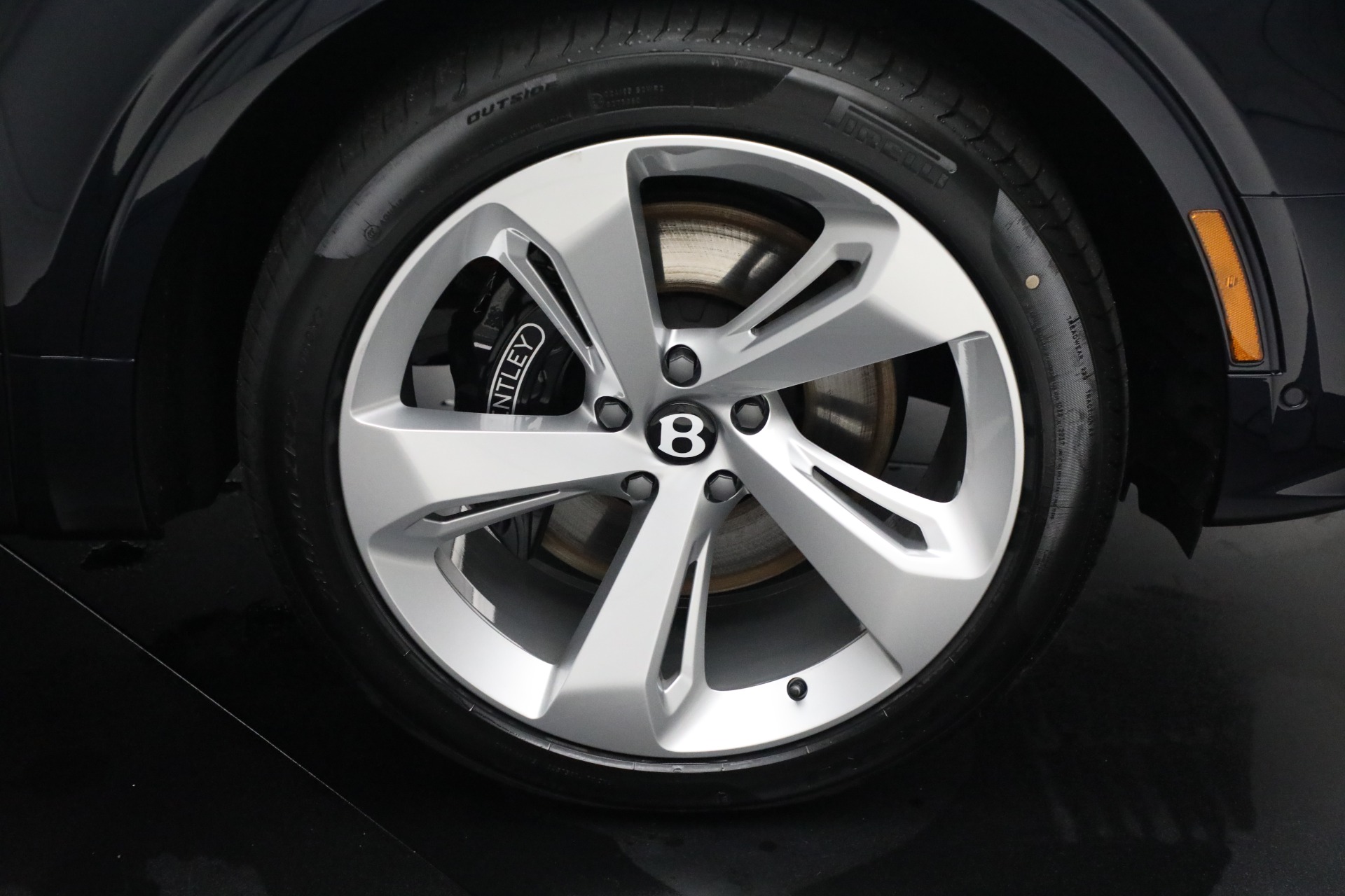 Used-2024-Bentley-Bentayga-EWB-V8