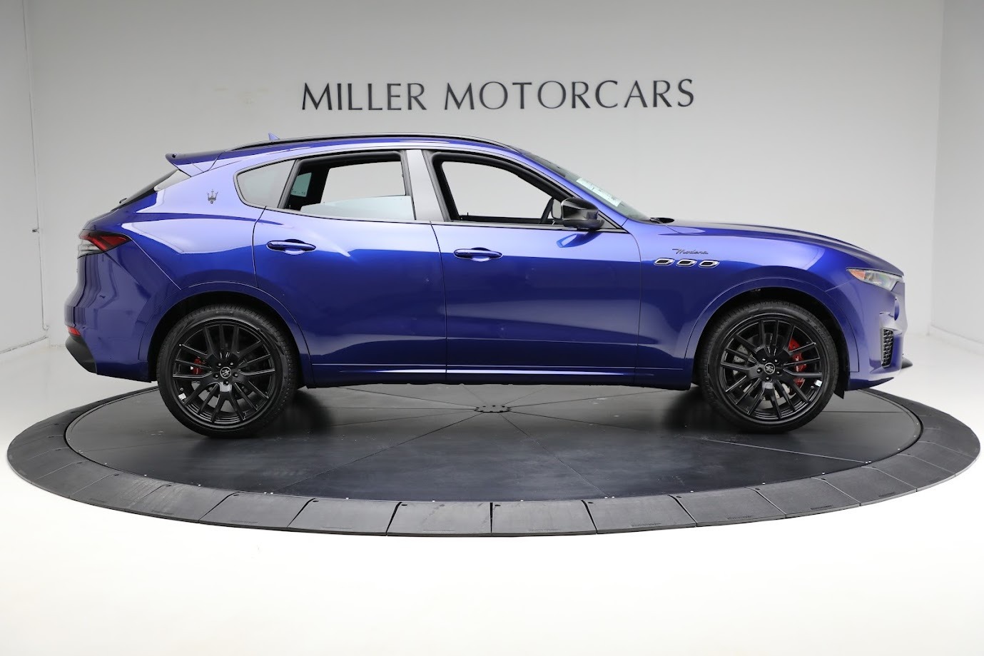 New-2024-Maserati-Levante-Modena-Ultima