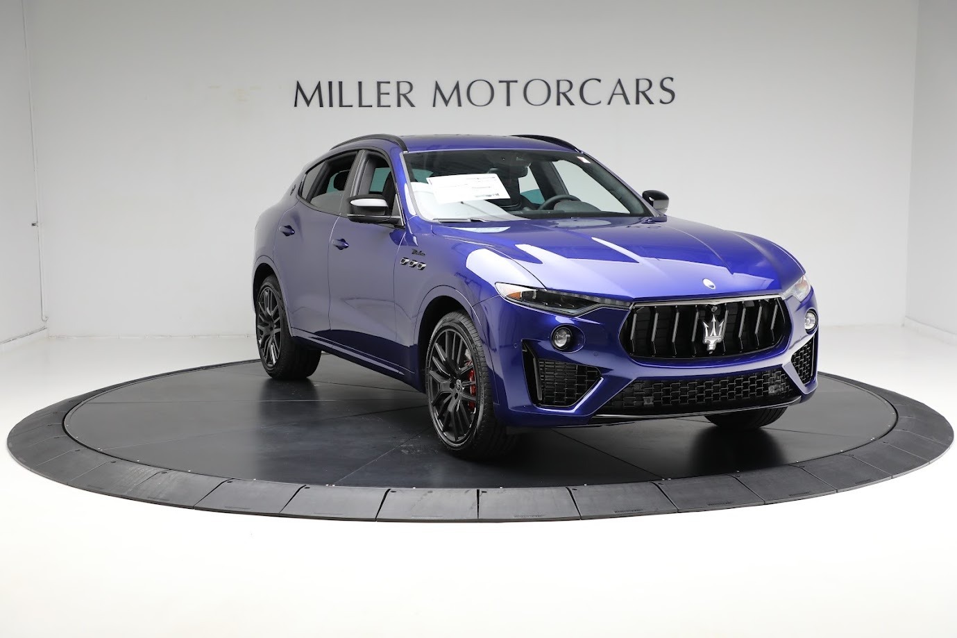 New-2024-Maserati-Levante-Modena-Ultima