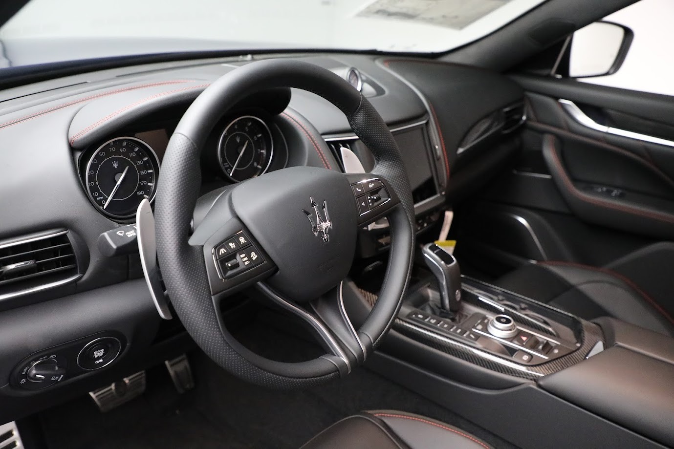 New-2024-Maserati-Levante-Modena-Ultima