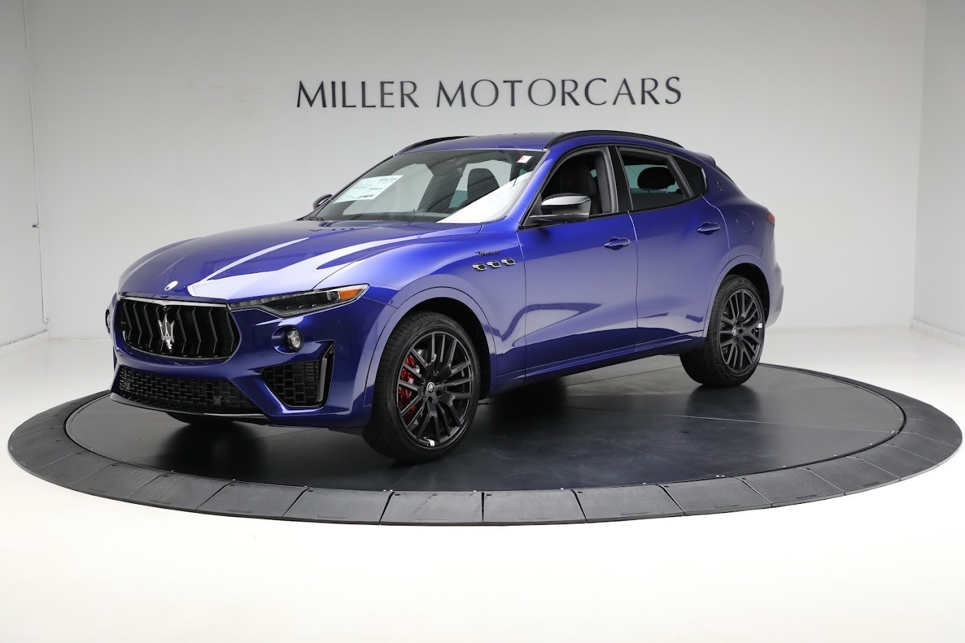 New-2024-Maserati-Levante-Modena-Ultima