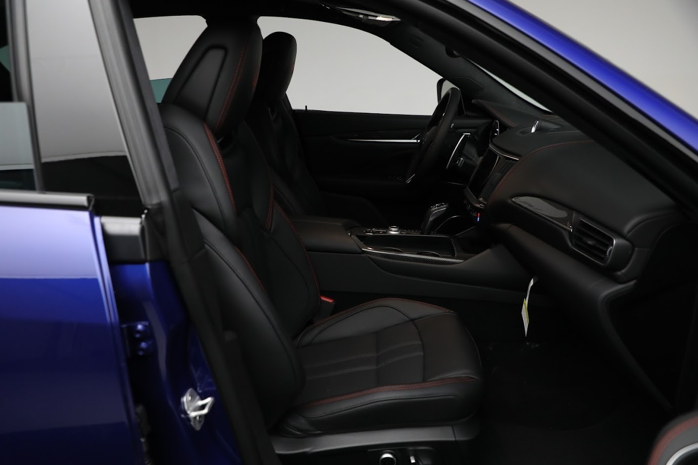 New-2024-Maserati-Levante-Modena-Ultima