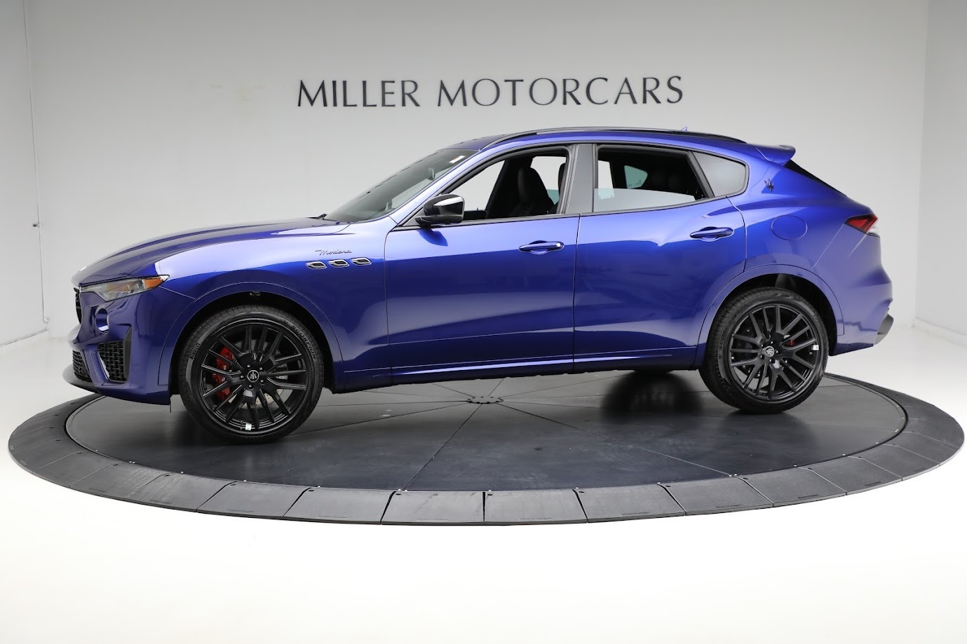 New-2024-Maserati-Levante-Modena-Ultima