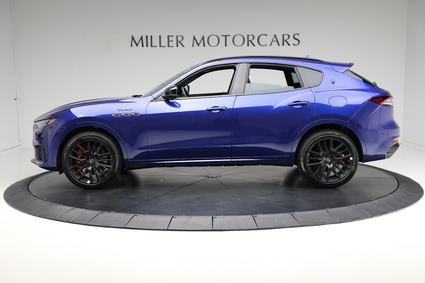 New-2024-Maserati-Levante-Modena-Ultima