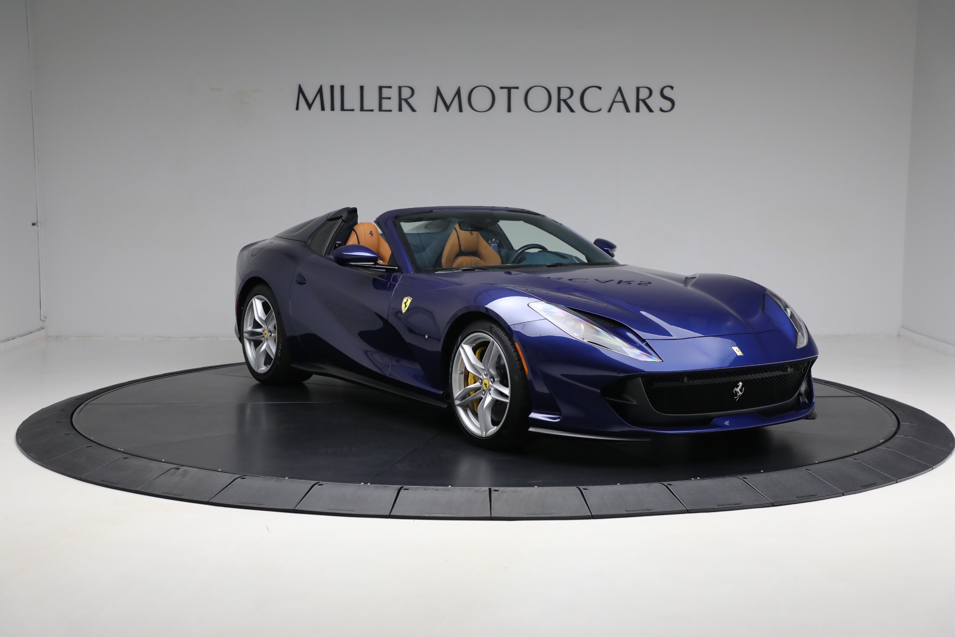 Used-2023-Ferrari-812-GTS