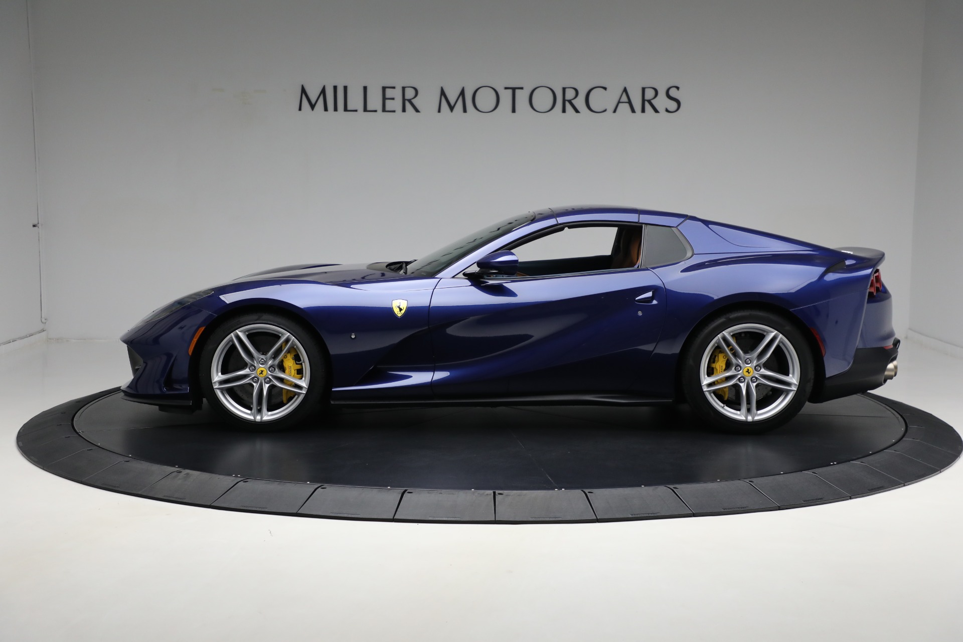 Used-2023-Ferrari-812-GTS