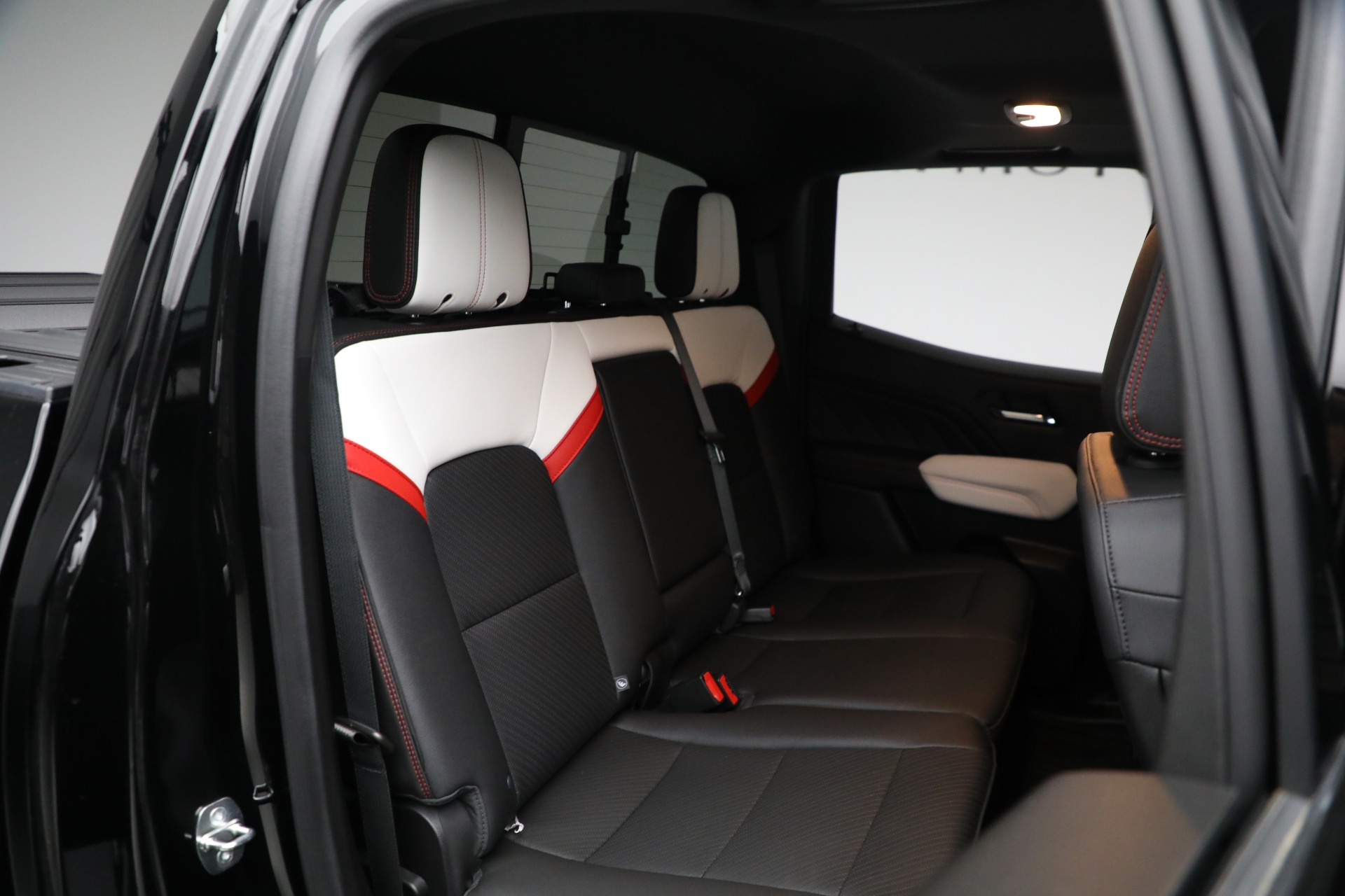 Used-2023-GMC-Canyon-AT4X