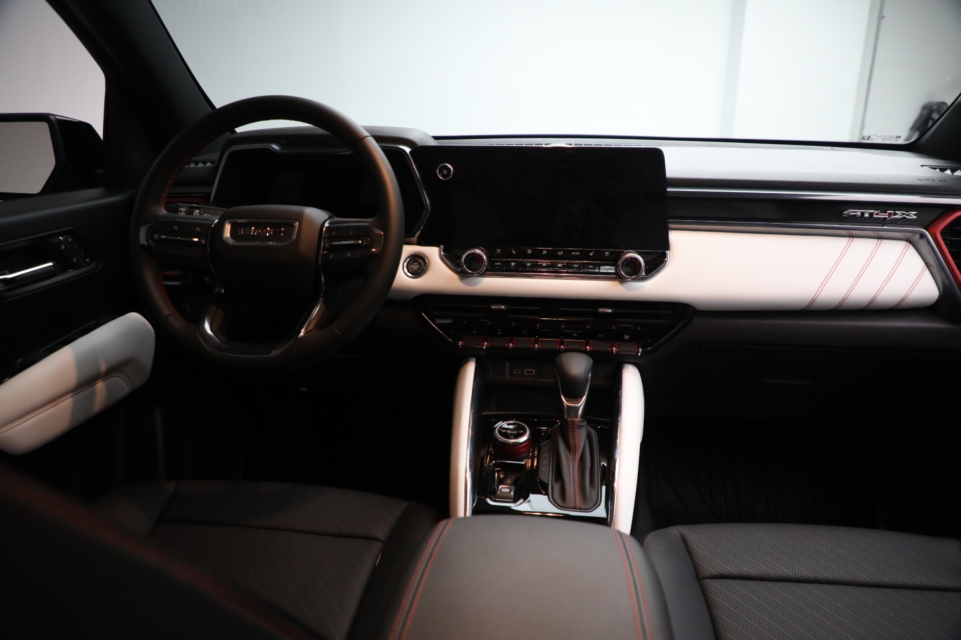 Used-2023-GMC-Canyon-AT4X