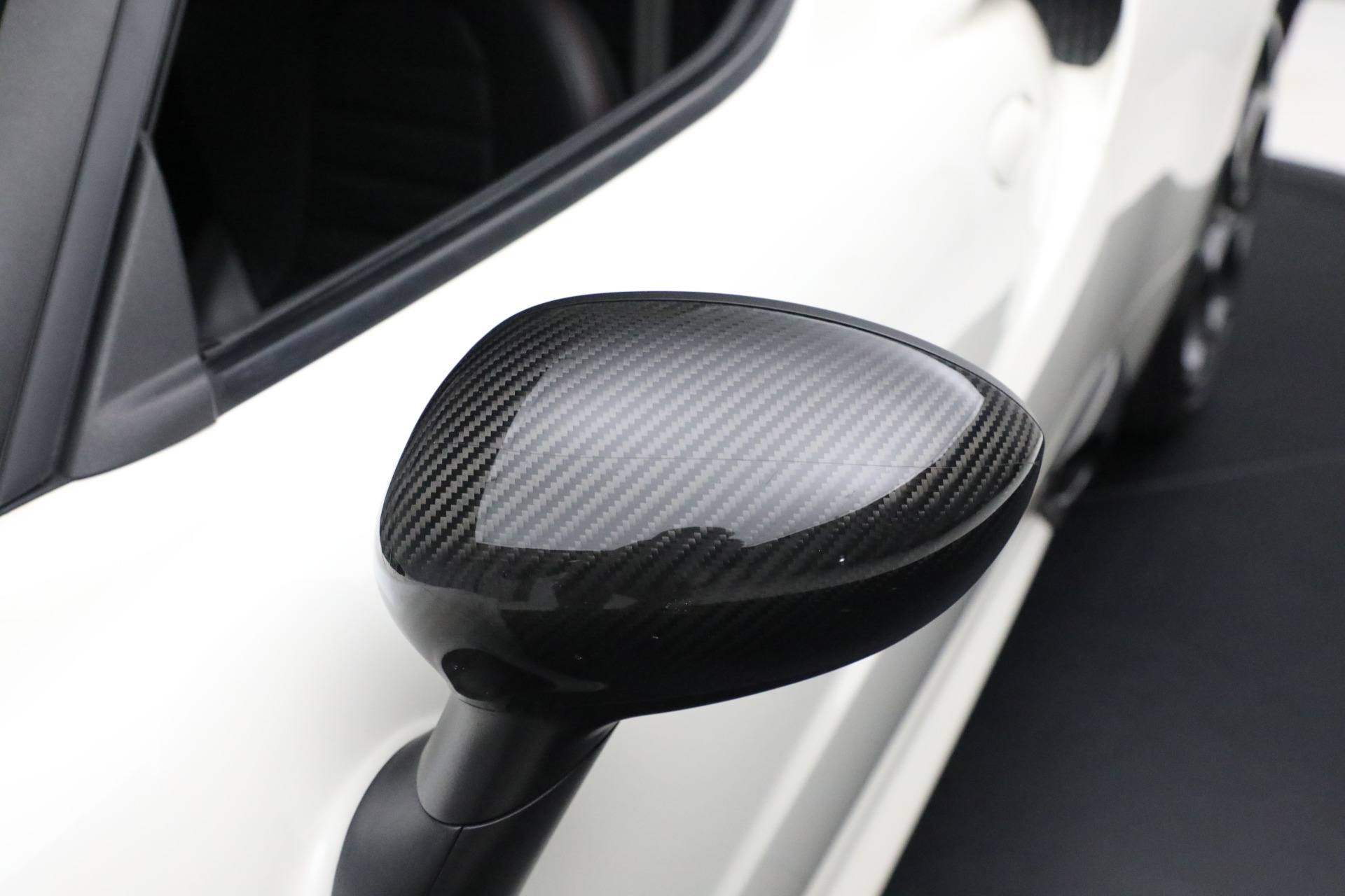 Used-2015-Alfa-Romeo-4C