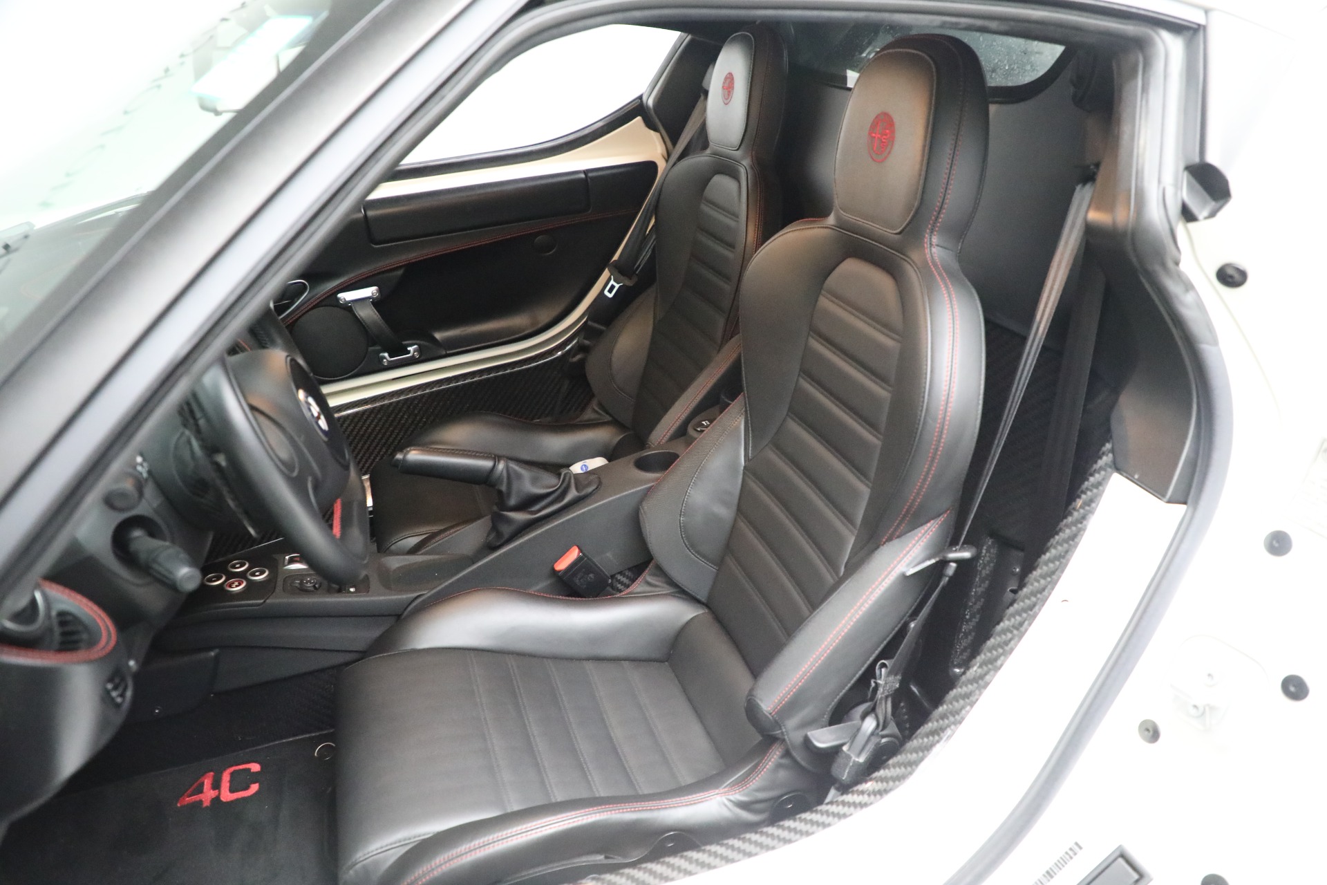 Used-2015-Alfa-Romeo-4C