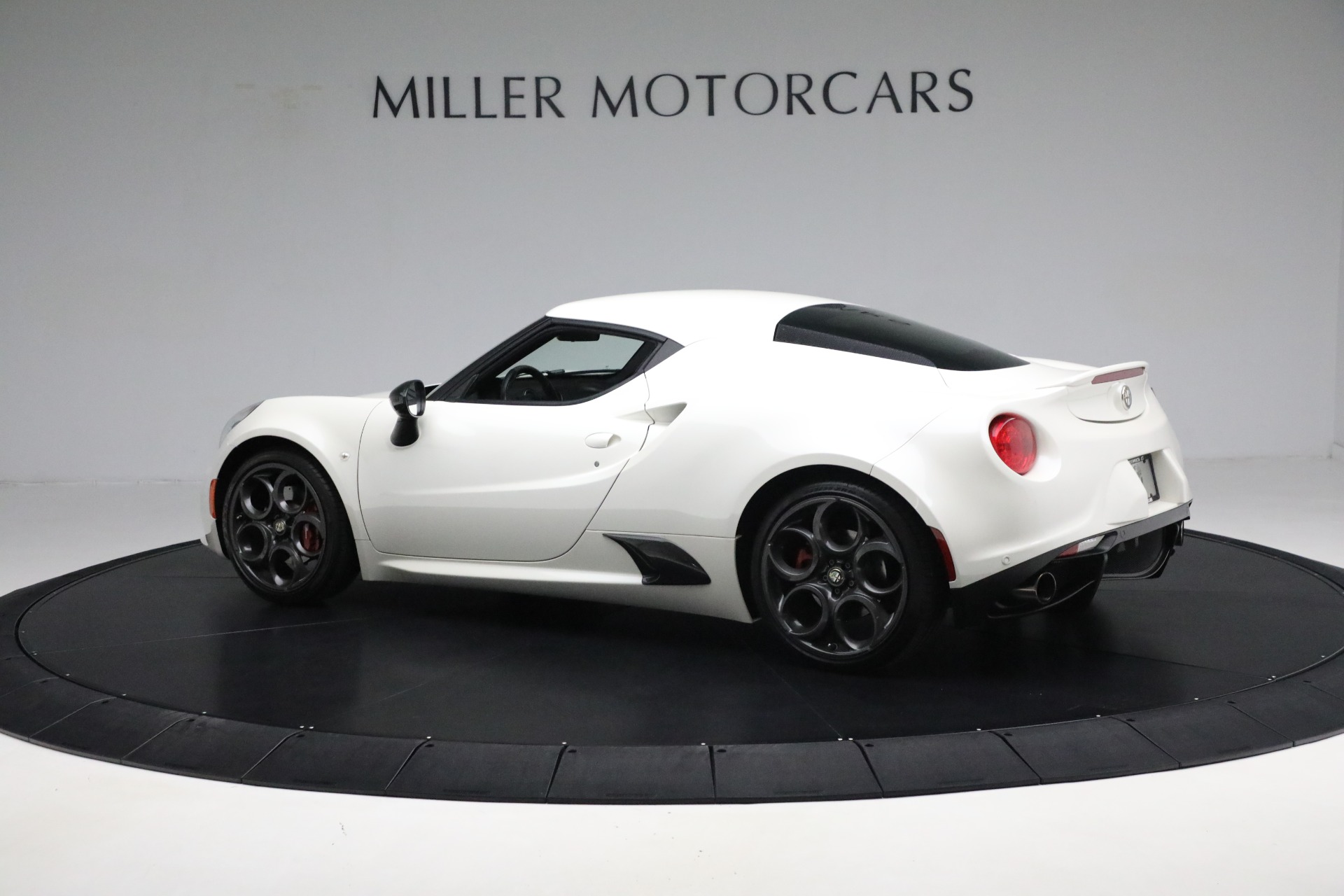 Used-2015-Alfa-Romeo-4C