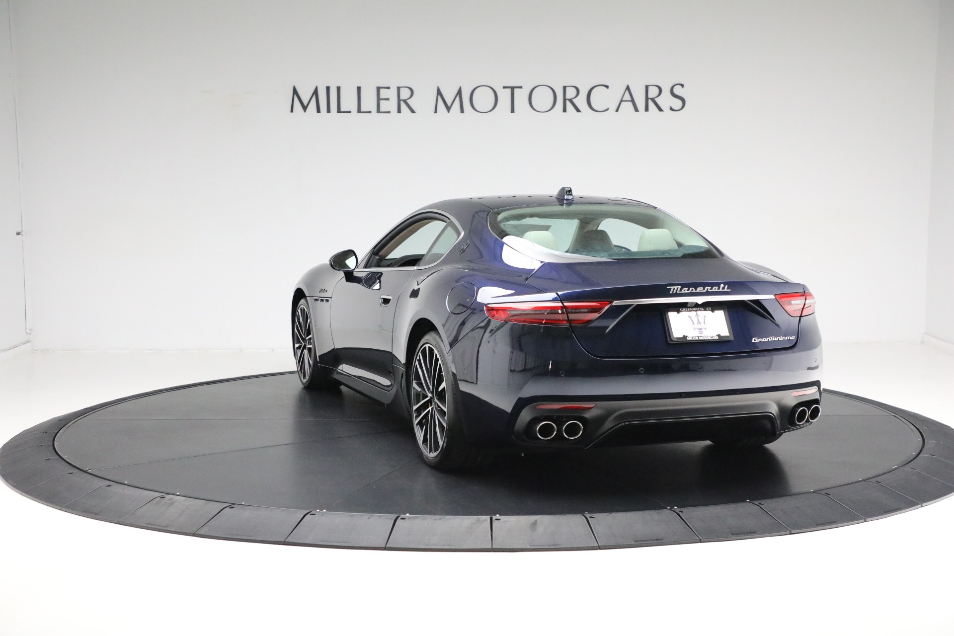 New-2024-Maserati-GranTurismo-Modena