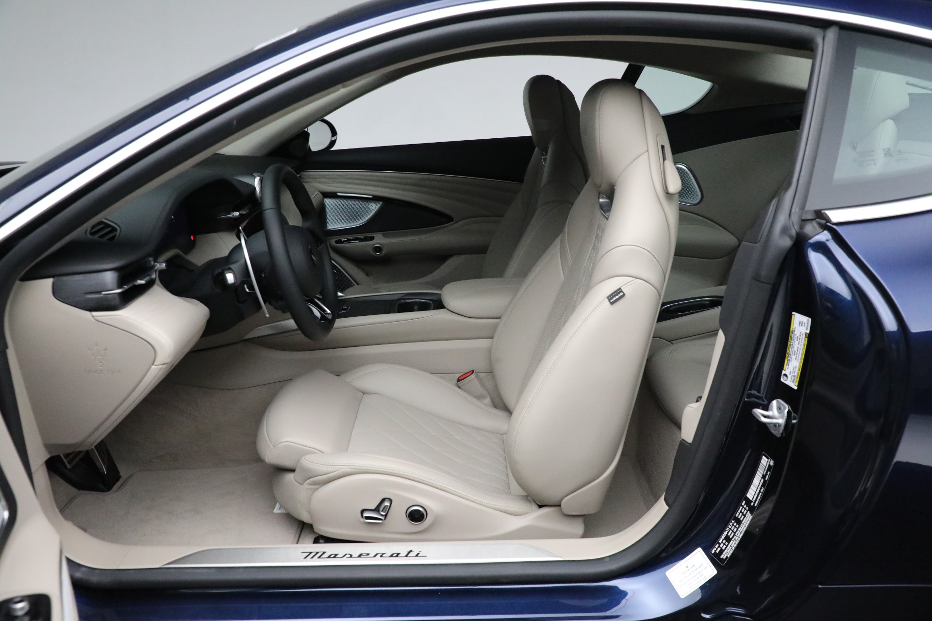 New-2024-Maserati-GranTurismo-Modena