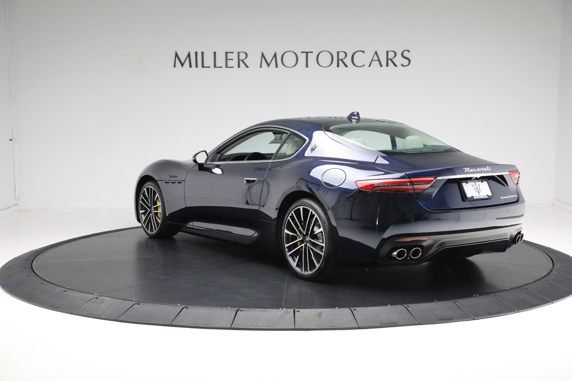 New-2024-Maserati-GranTurismo-Modena