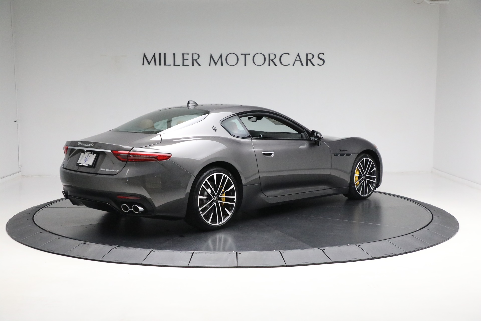 Used-2024-Maserati-GranTurismo-Modena