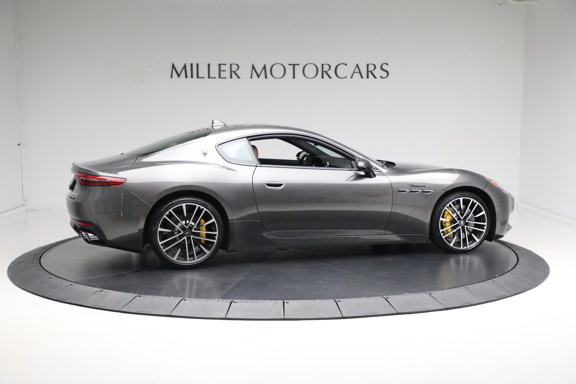 Used-2024-Maserati-GranTurismo-Modena