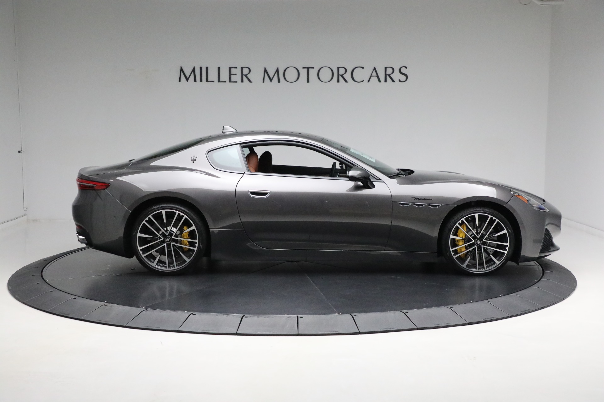 Used-2024-Maserati-GranTurismo-Modena