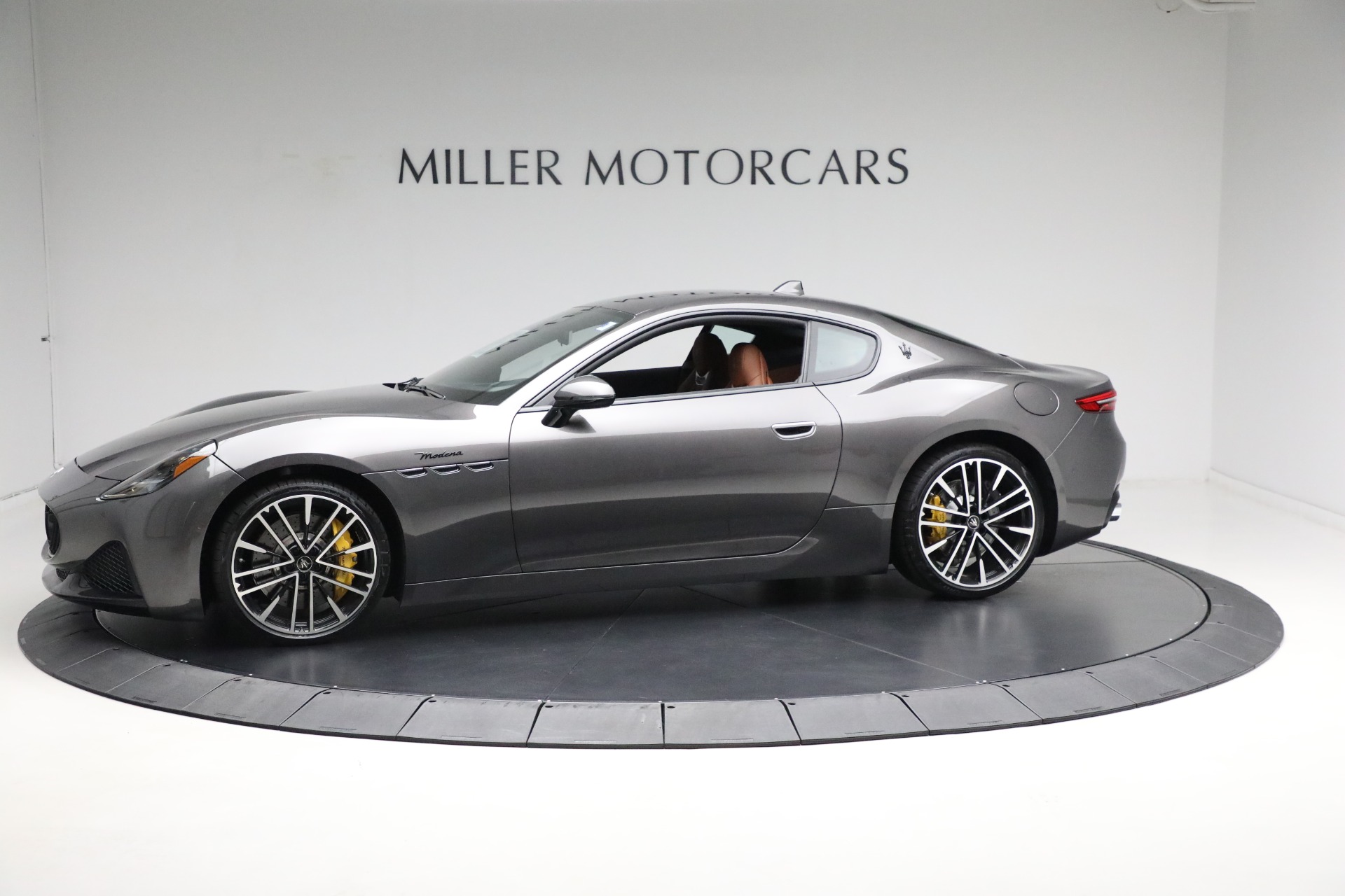 Used-2024-Maserati-GranTurismo-Modena