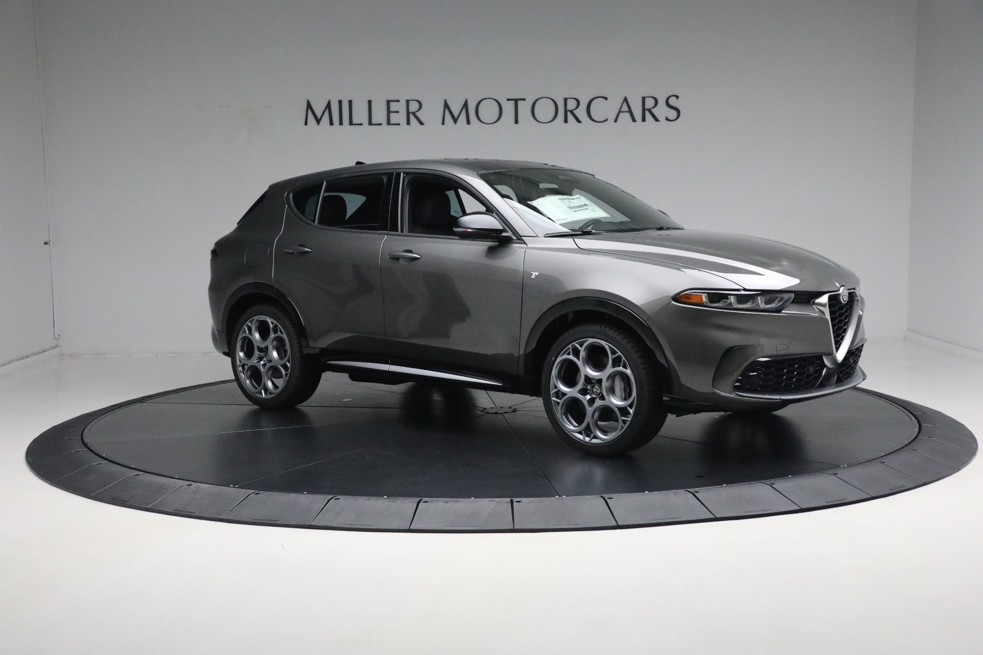 New-2024-Alfa-Romeo-Tonale-Ti