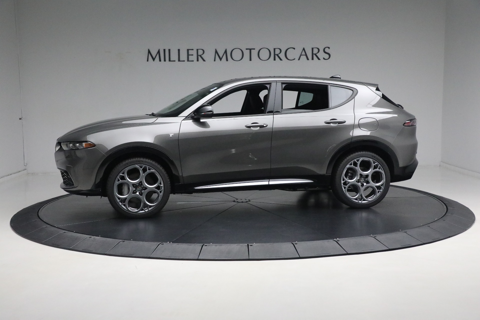 New-2024-Alfa-Romeo-Tonale-Ti